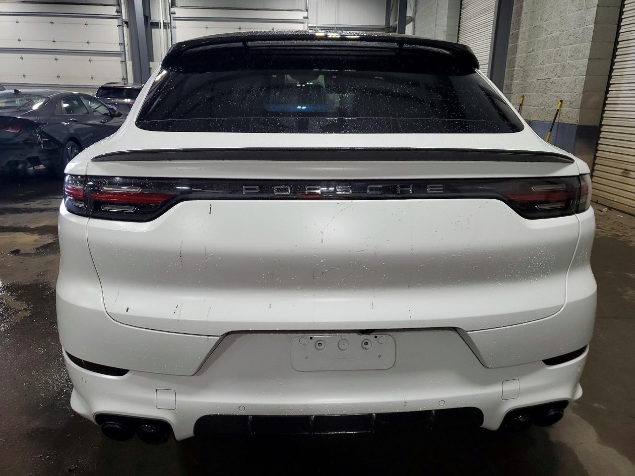 2021 Porsche Cayenne Coupe Белый vin: WP1BA2AY1MDA41756