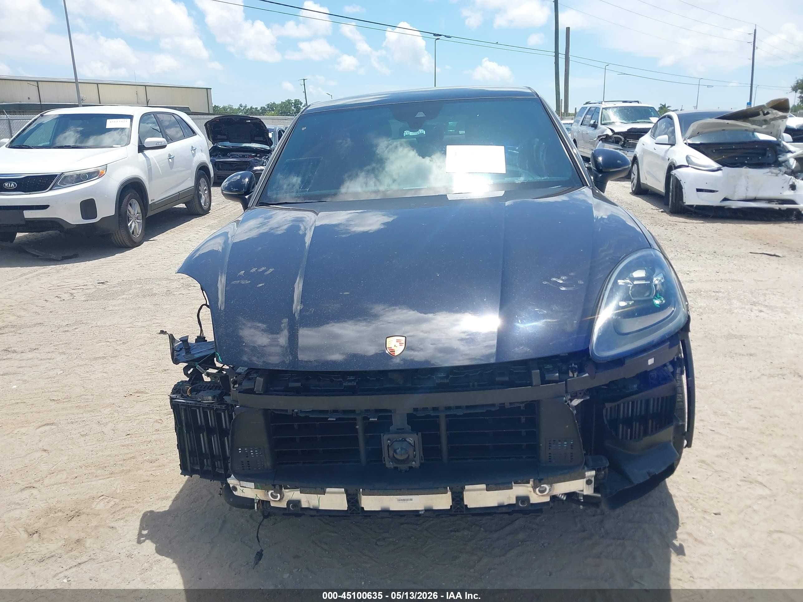 2021 Porsche Cayenne Coupe   Black vin: WP1BA2AY3MDA42178