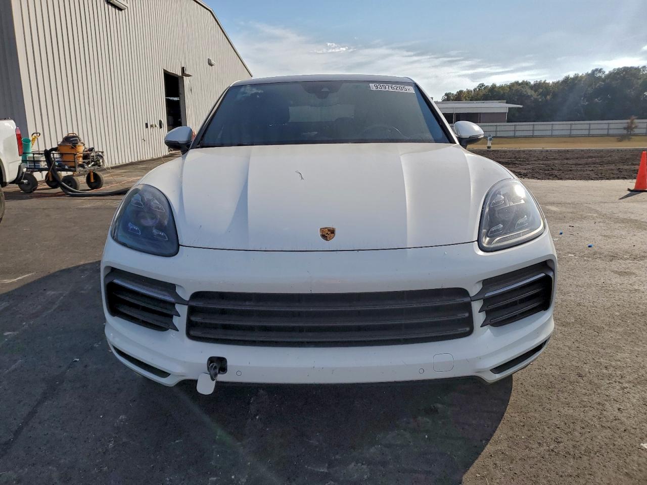 2022 Porsche Cayenne Coupe White vin: WP1BA2AY6NDA48543