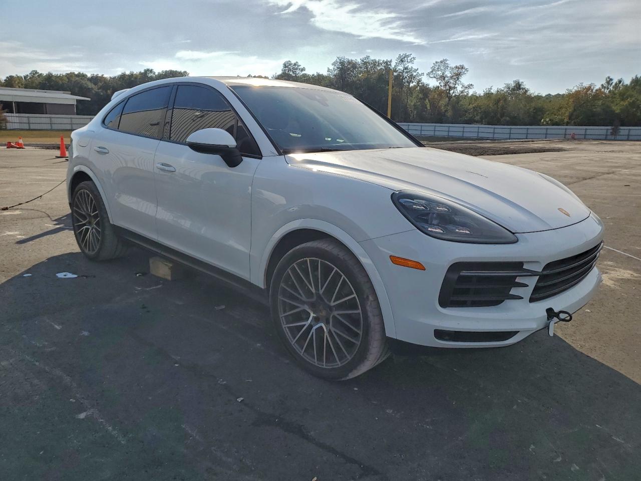 2022 Porsche Cayenne Coupe White vin: WP1BA2AY6NDA48543