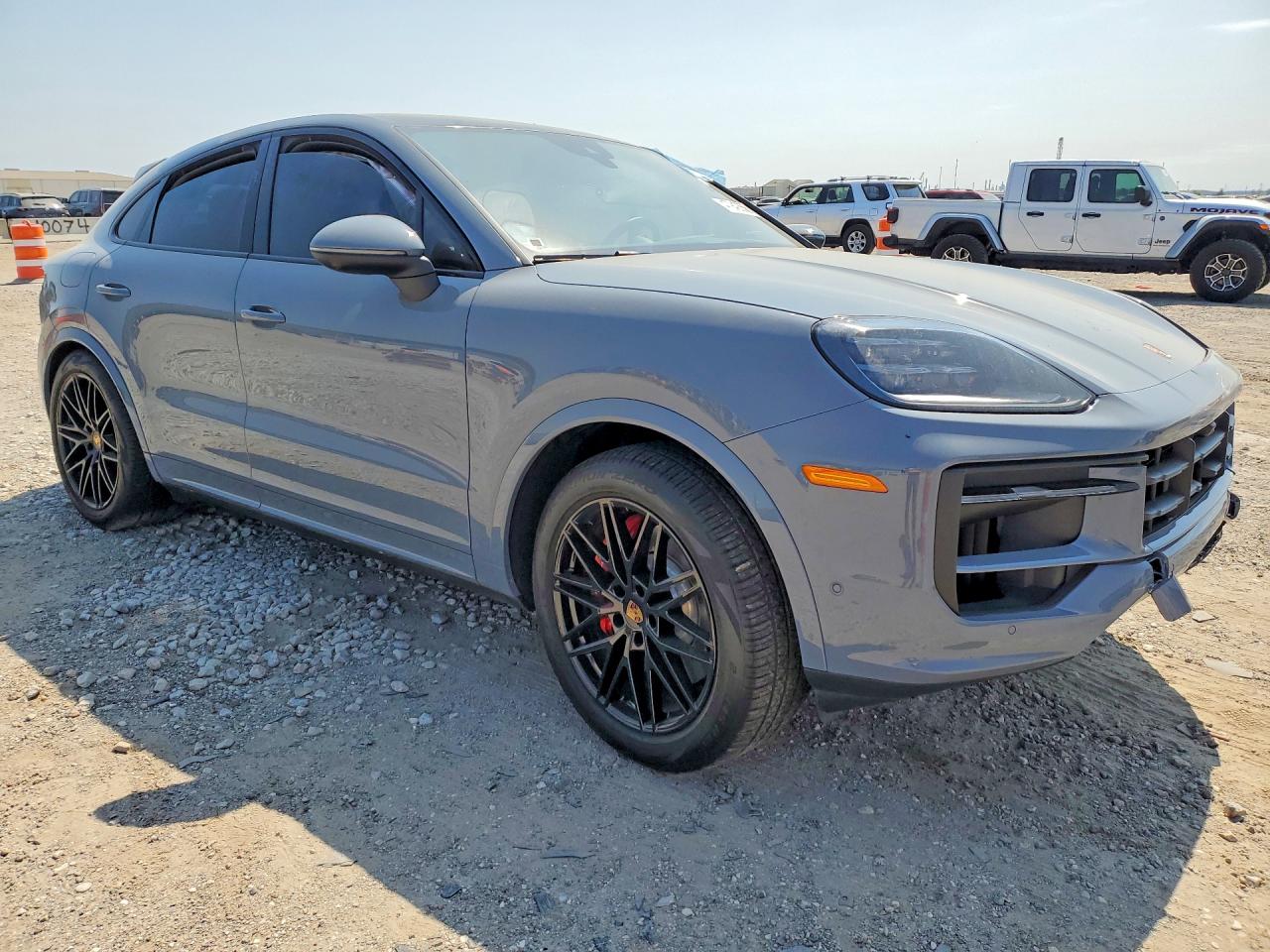 2025 Porsche Cayenne S Coupe Gray vin: WP1BL2AY9SDA39311