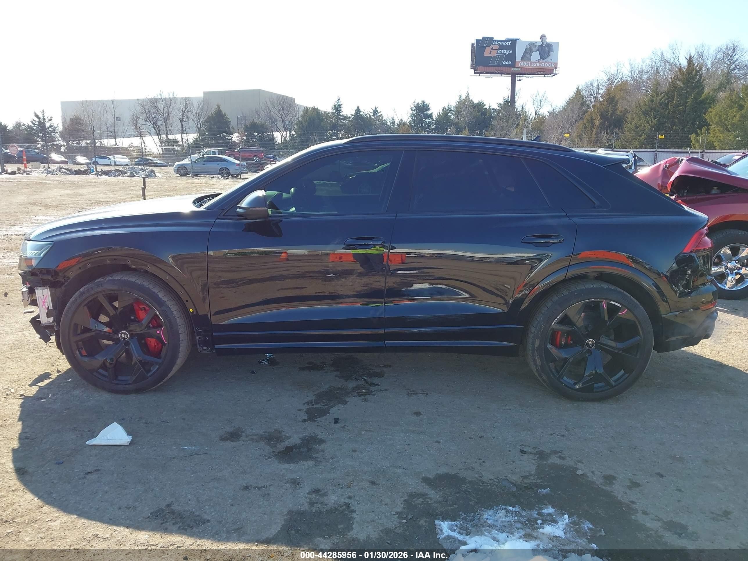 2021 Audi Rs Q8 Tfsi Quattro Tiptronic Black vin: WU1ARAF18MD017596