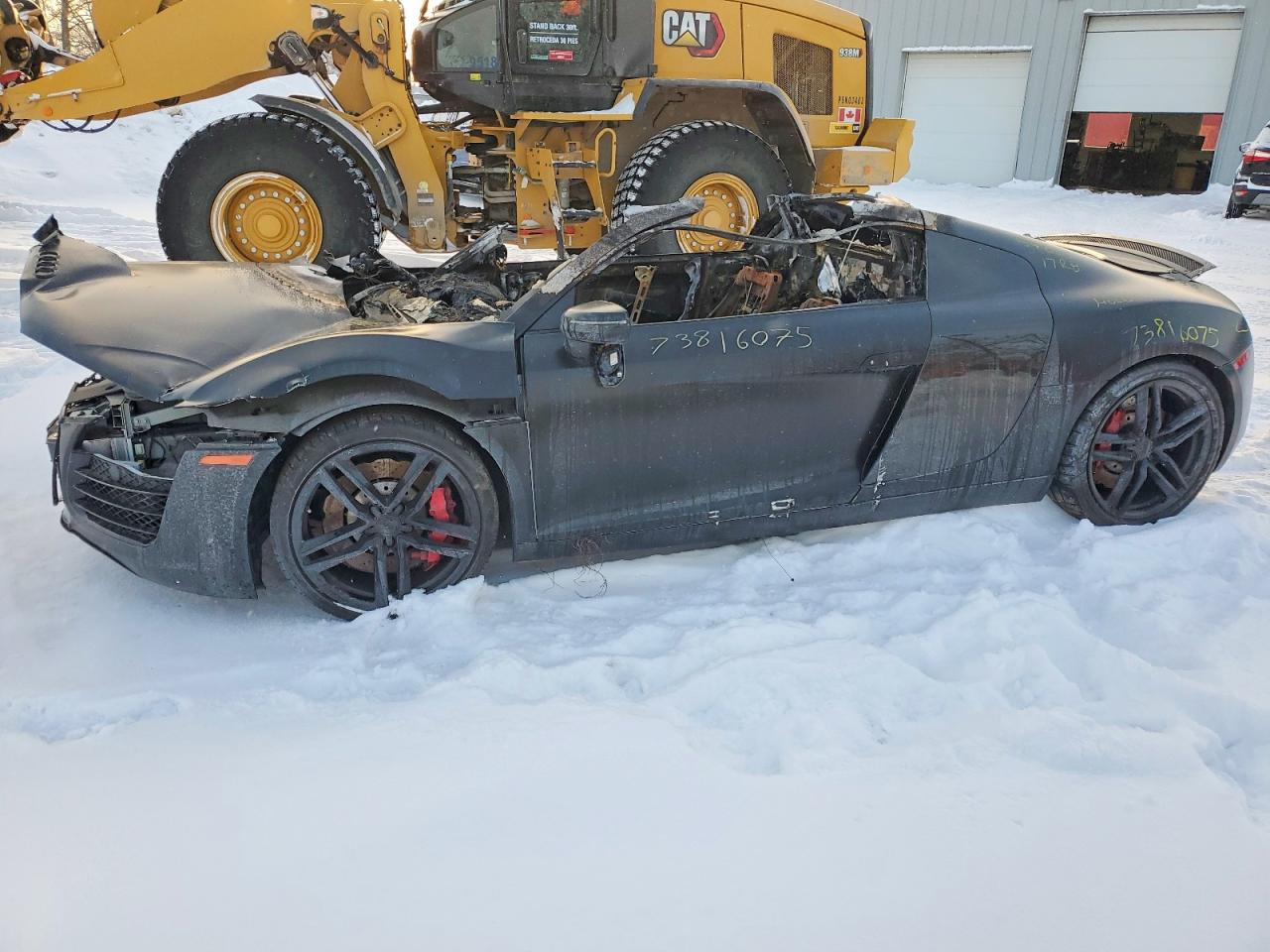 2015 Audi R8 4.2 Quattro Black vin: WUAAUAFG2FN000213