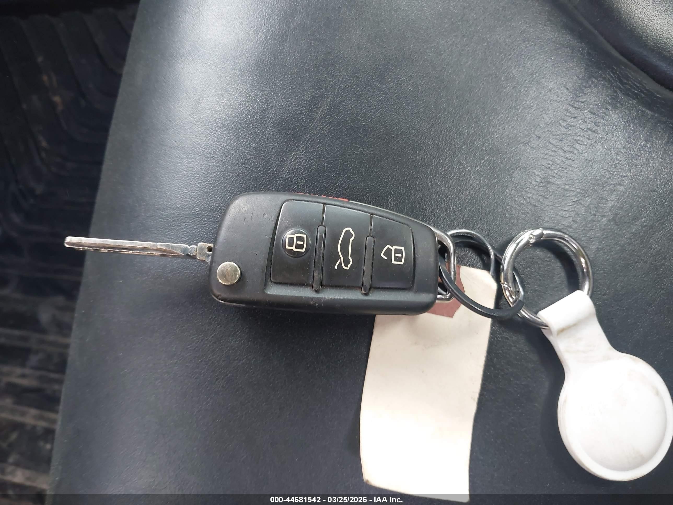 2015 Audi R8 4.2 Black vin: WUAAUAFG4F7001738