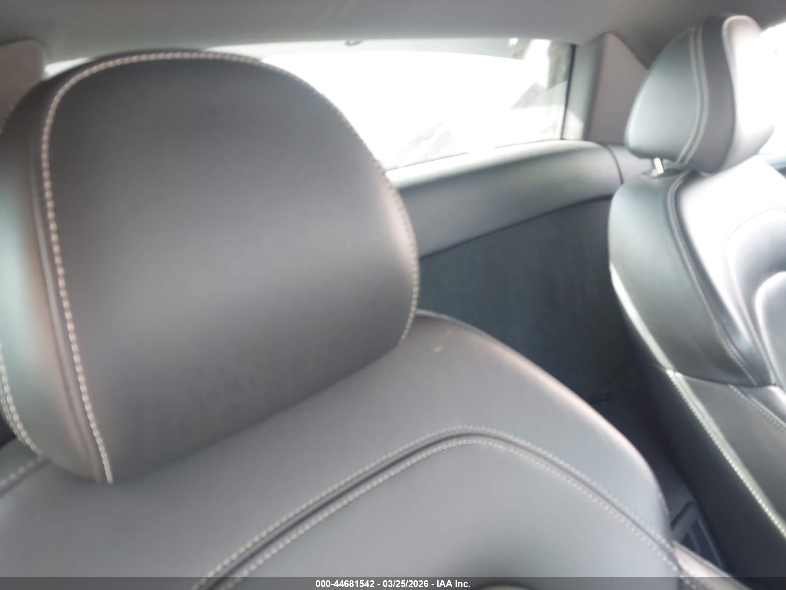 2015 Audi R8 4.2 Black vin: WUAAUAFG4F7001738