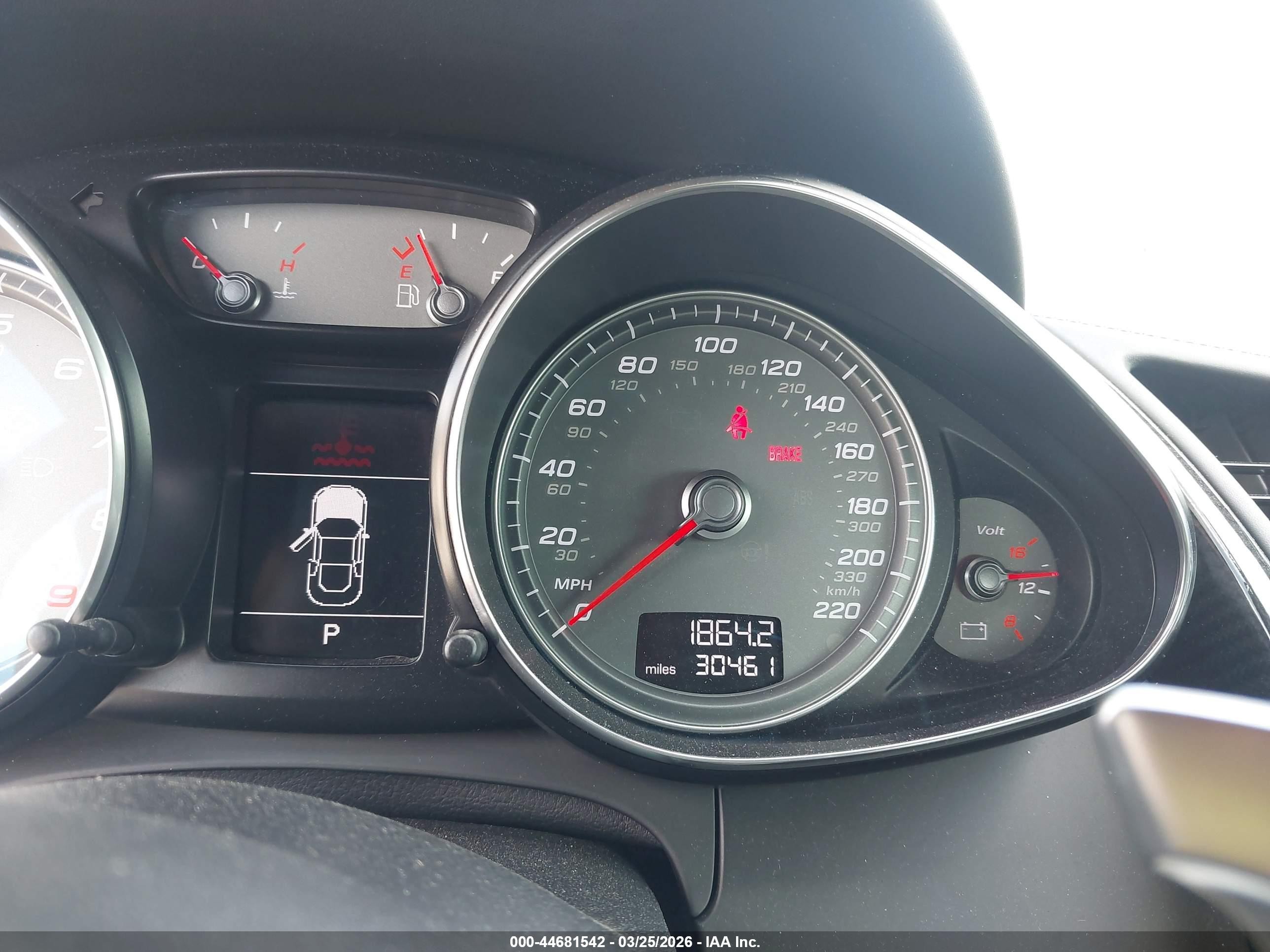 2015 Audi R8 4.2 Black vin: WUAAUAFG4F7001738