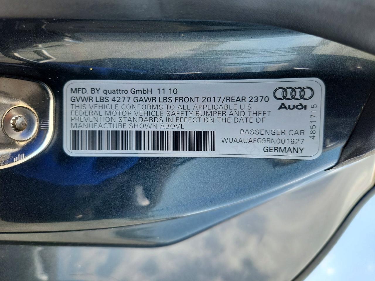 2011 Audi R8 4.2 Quattro Gray vin: WUAAUAFG9BN001627