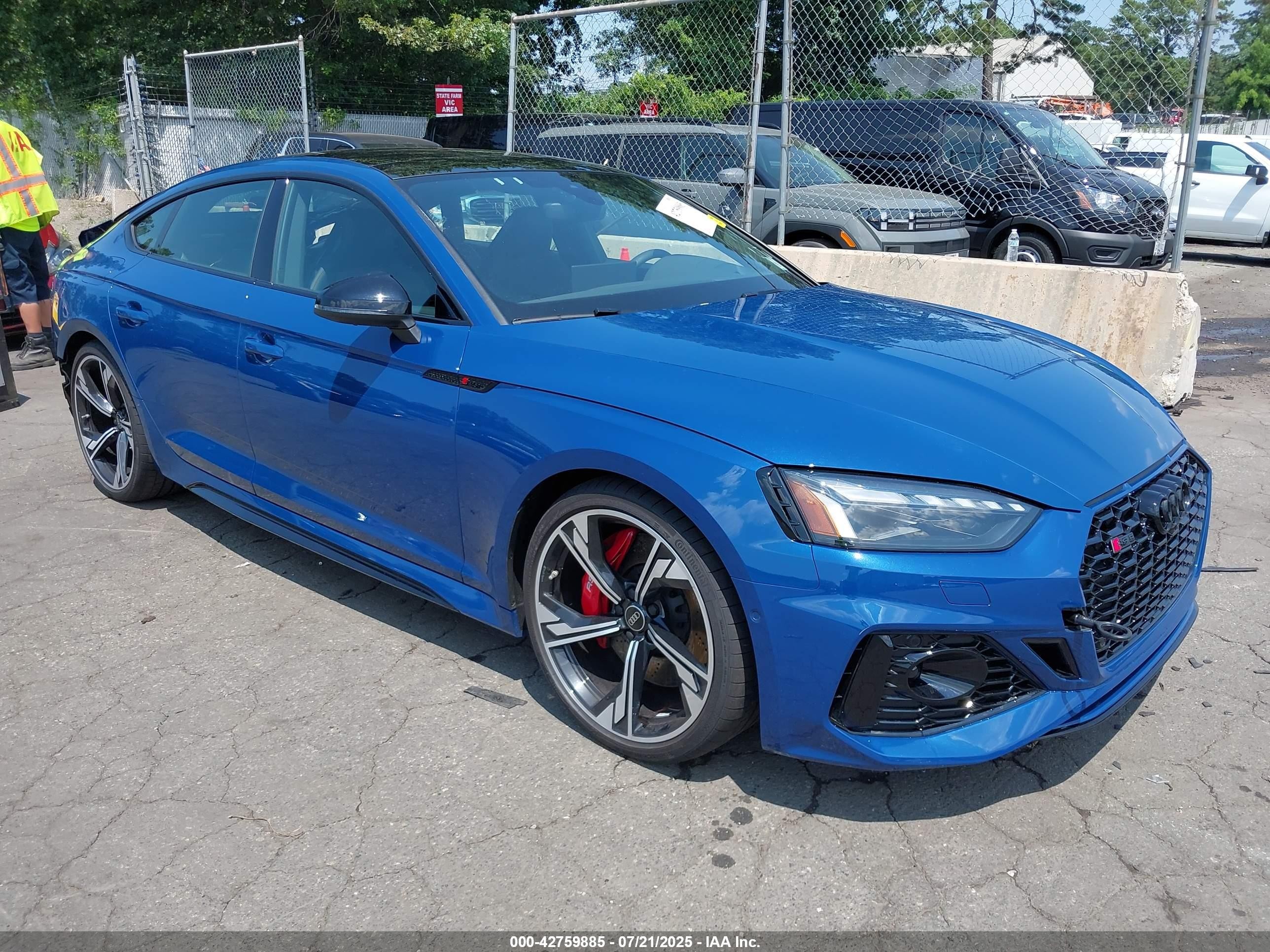 2025 Audi Rs 5 Sportback Tfsi Quattro Tiptronic Blue vin: WUAAWCF58SA902161