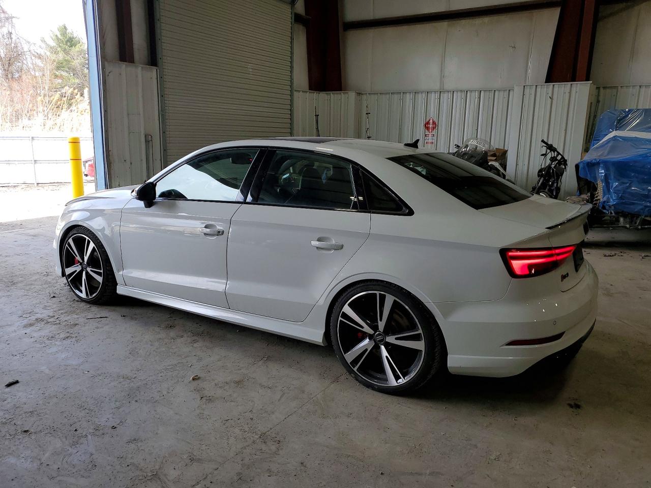 2019 Audi Rs3 White vin: WUABWGFF1KA904970
