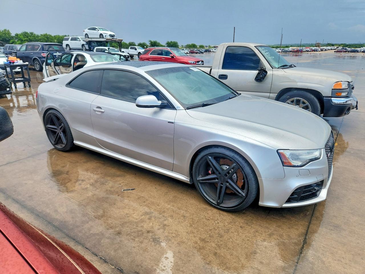 2013 Audi Rs5 Silver vin: WUAC6AFR0DA902481