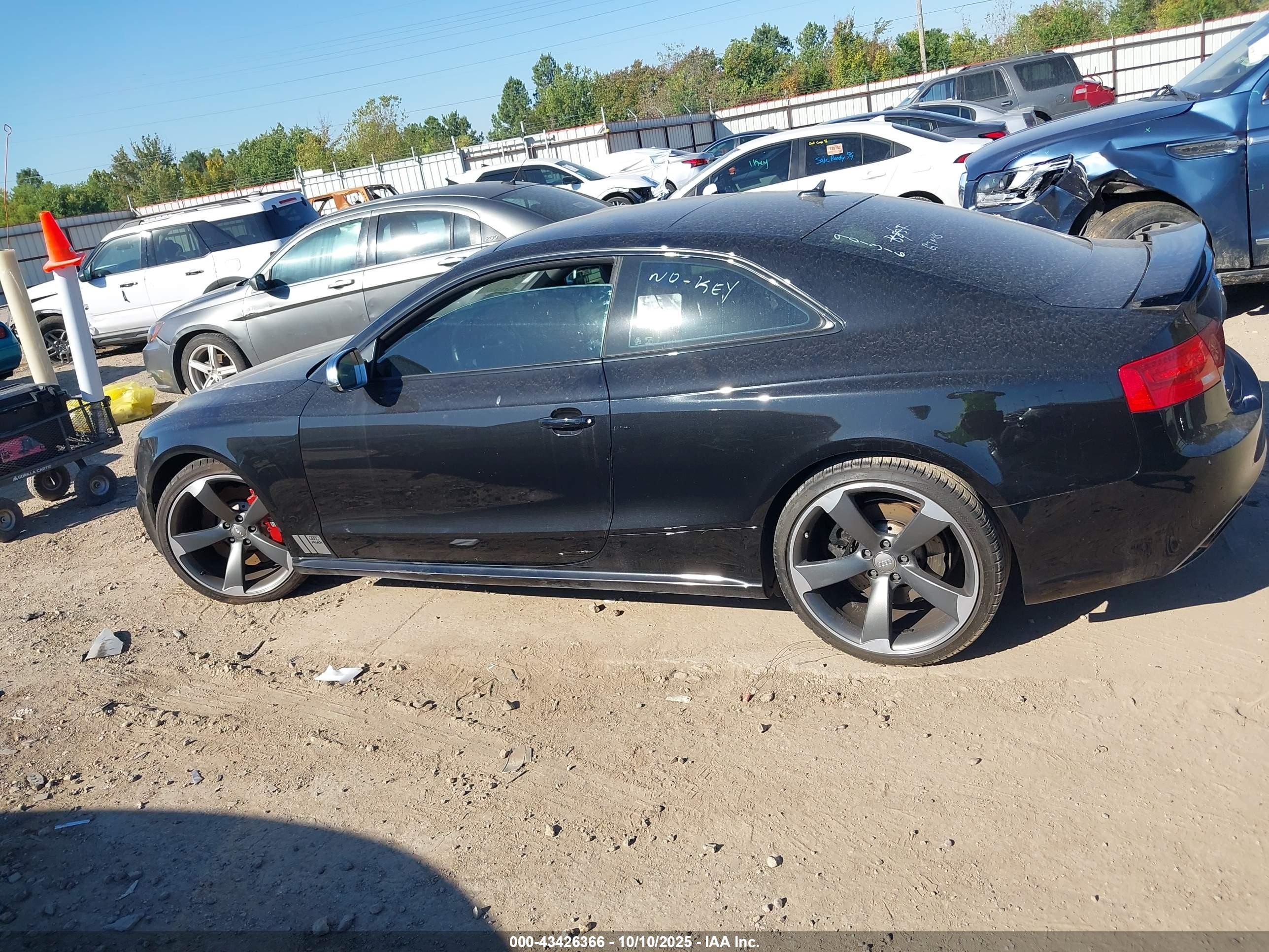 2014 Audi Rs 5 4.2 Черный vin: WUAC6AFR0EA901316
