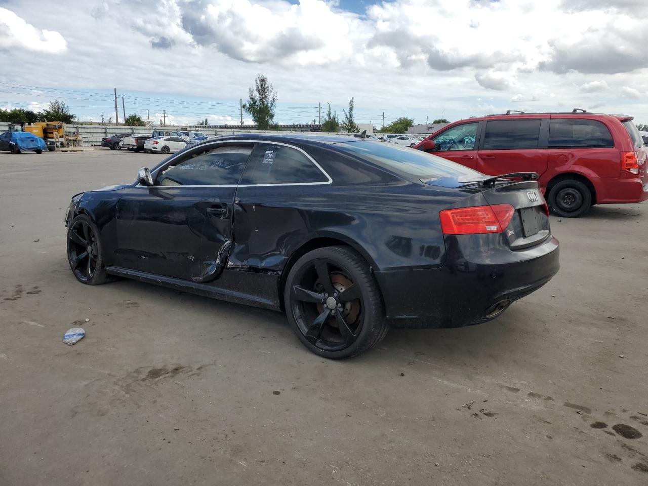 2014 Audi Rs5 Черный vin: WUAC6AFR0EA901624