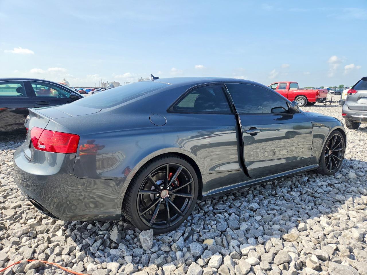 2015 Audi Rs5 Серый vin: WUAC6AFR1FA901083