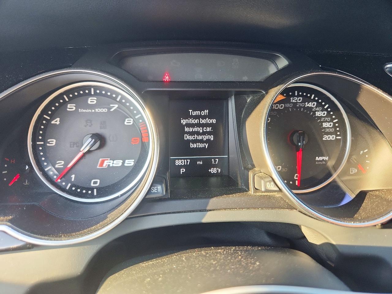 2013 Audi Rs5 Silver vin: WUAC6AFR2DA903132