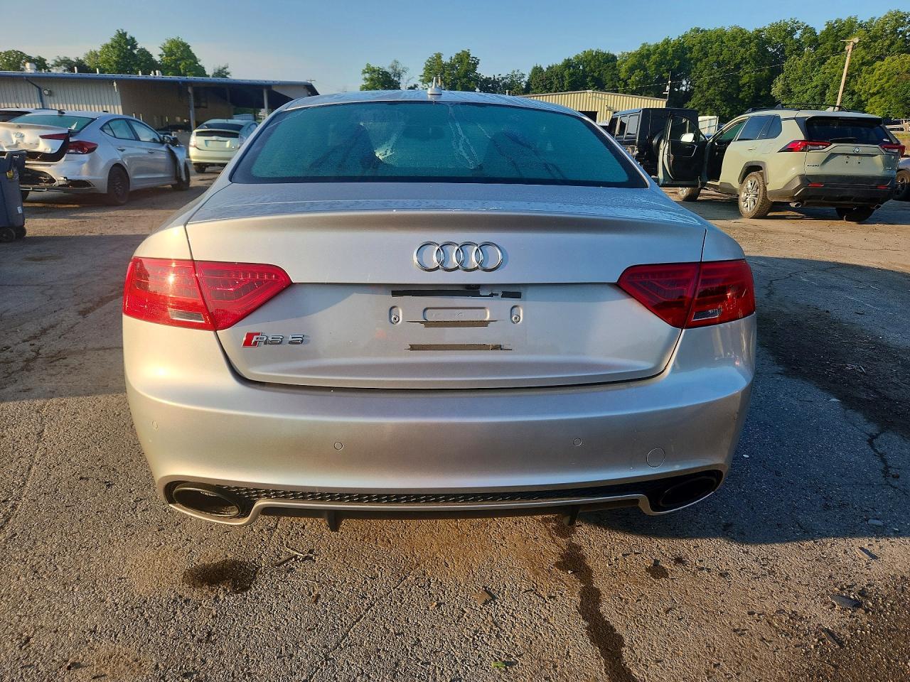 2013 Audi Rs5 Silver vin: WUAC6AFR2DA903132