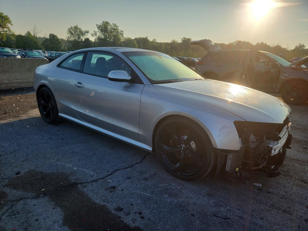 2013 Audi Rs5 Silver vin: WUAC6AFR2DA903132