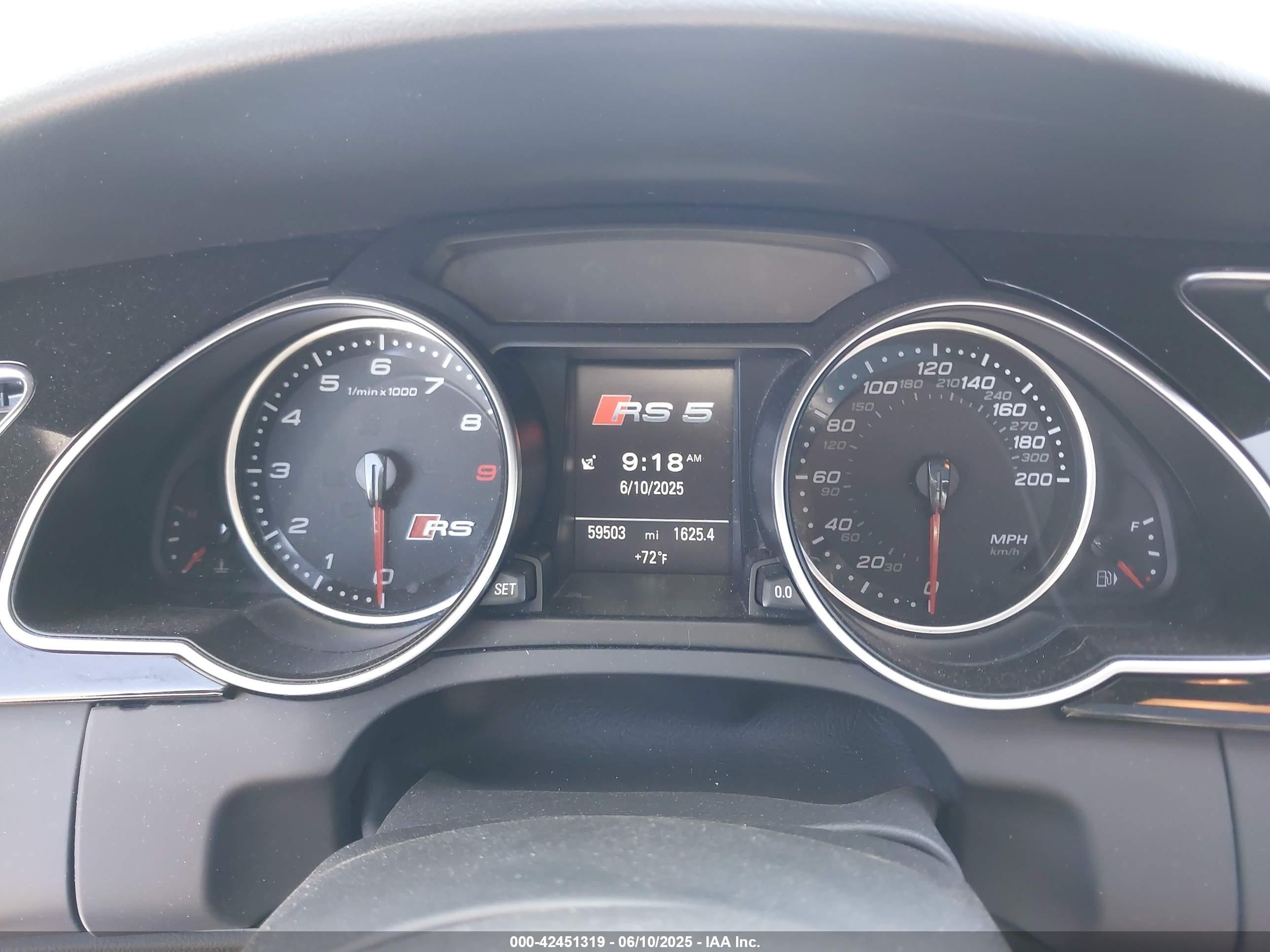 2014 Audi Rs 5 4.2 Белый vin: WUAC6AFR2EA900989