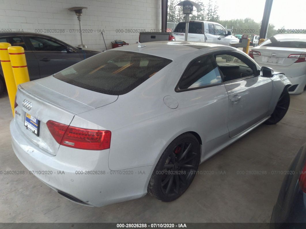 2015 Audi Rs 5 White vin: WUAC6AFR2FA901187