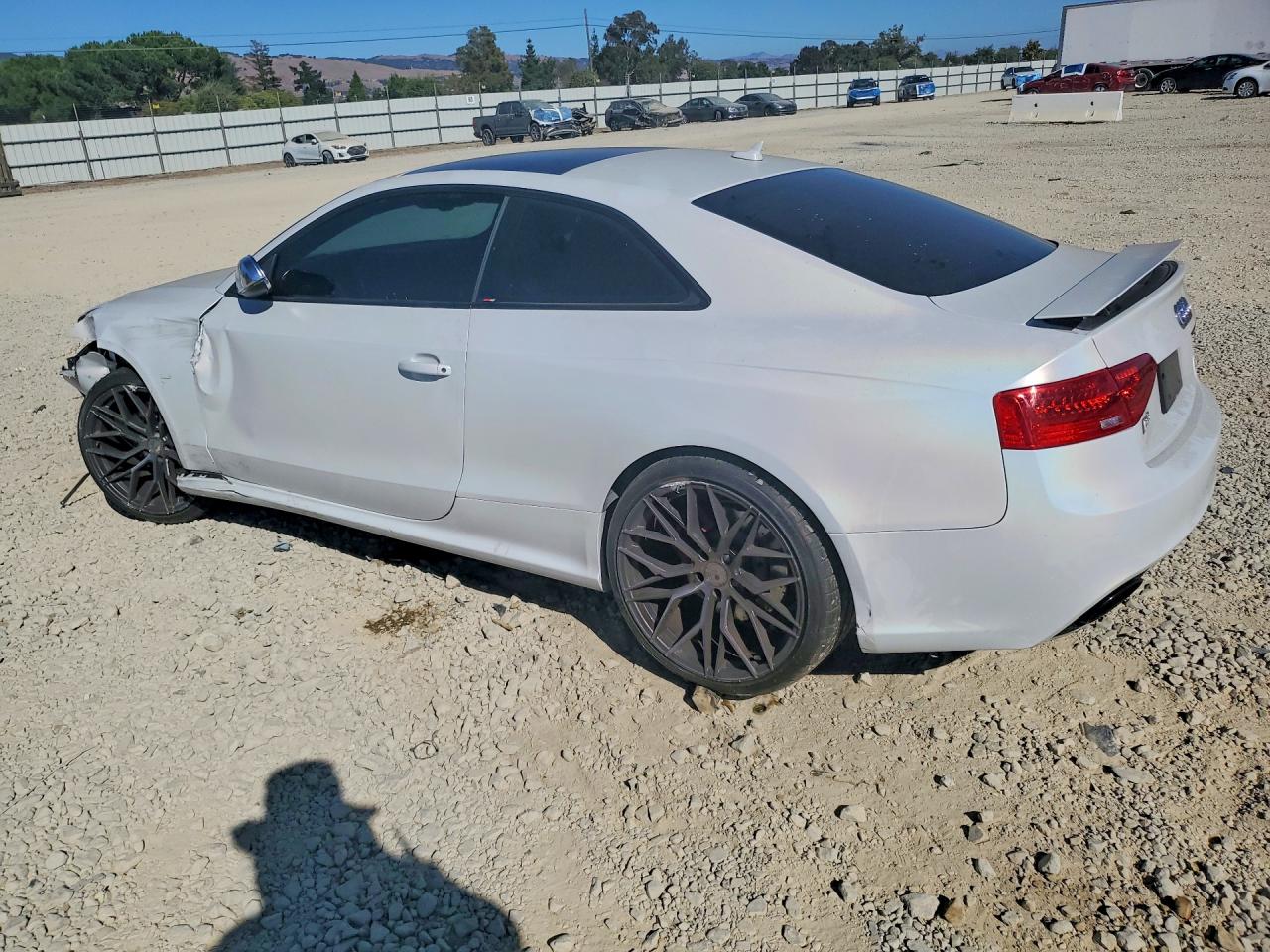 2015 Audi Rs5 White vin: WUAC6AFR2FA901187