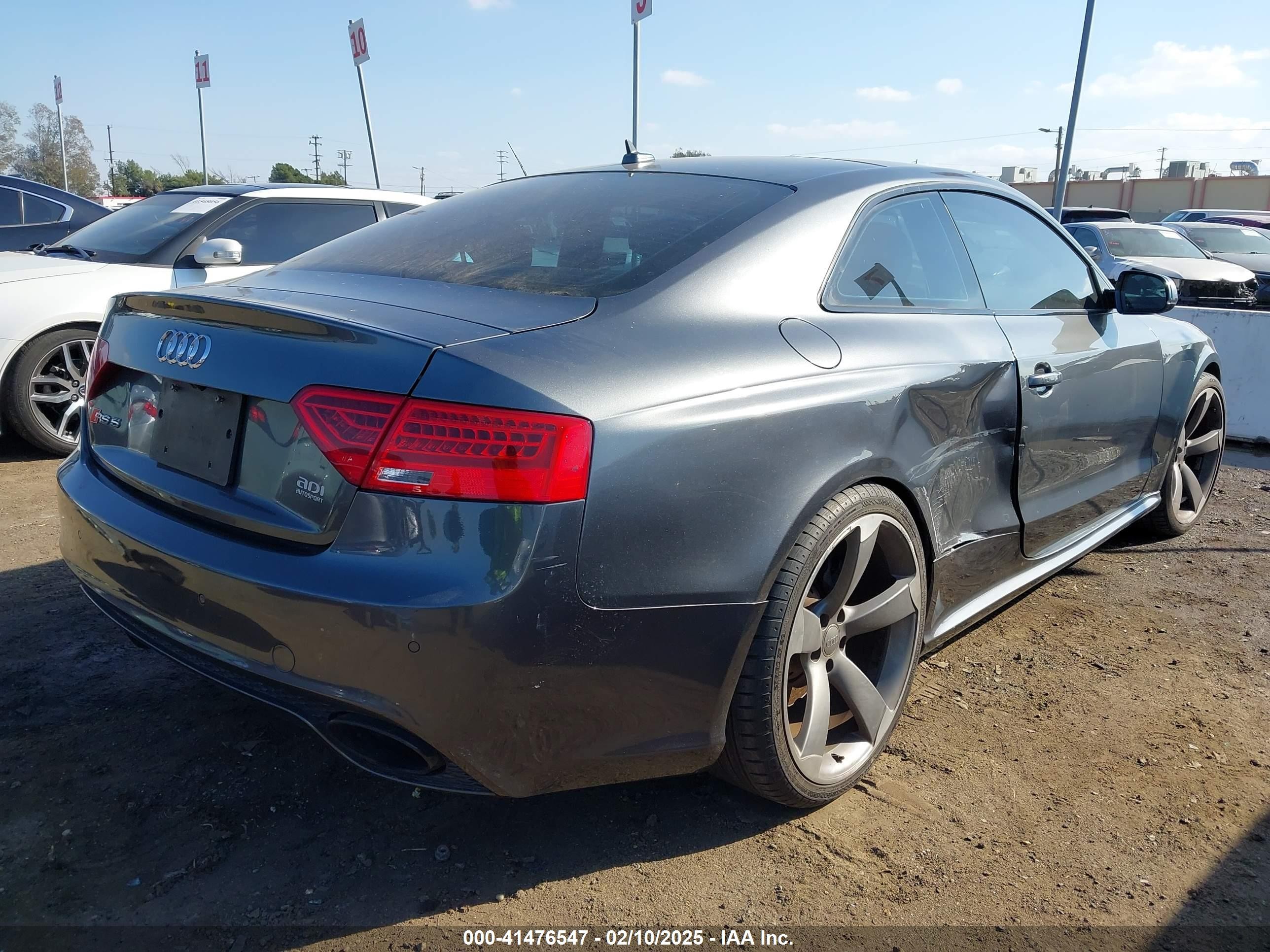 2014 Audi Rs 5 4.2 Серый vin: WUAC6AFR5EA901084