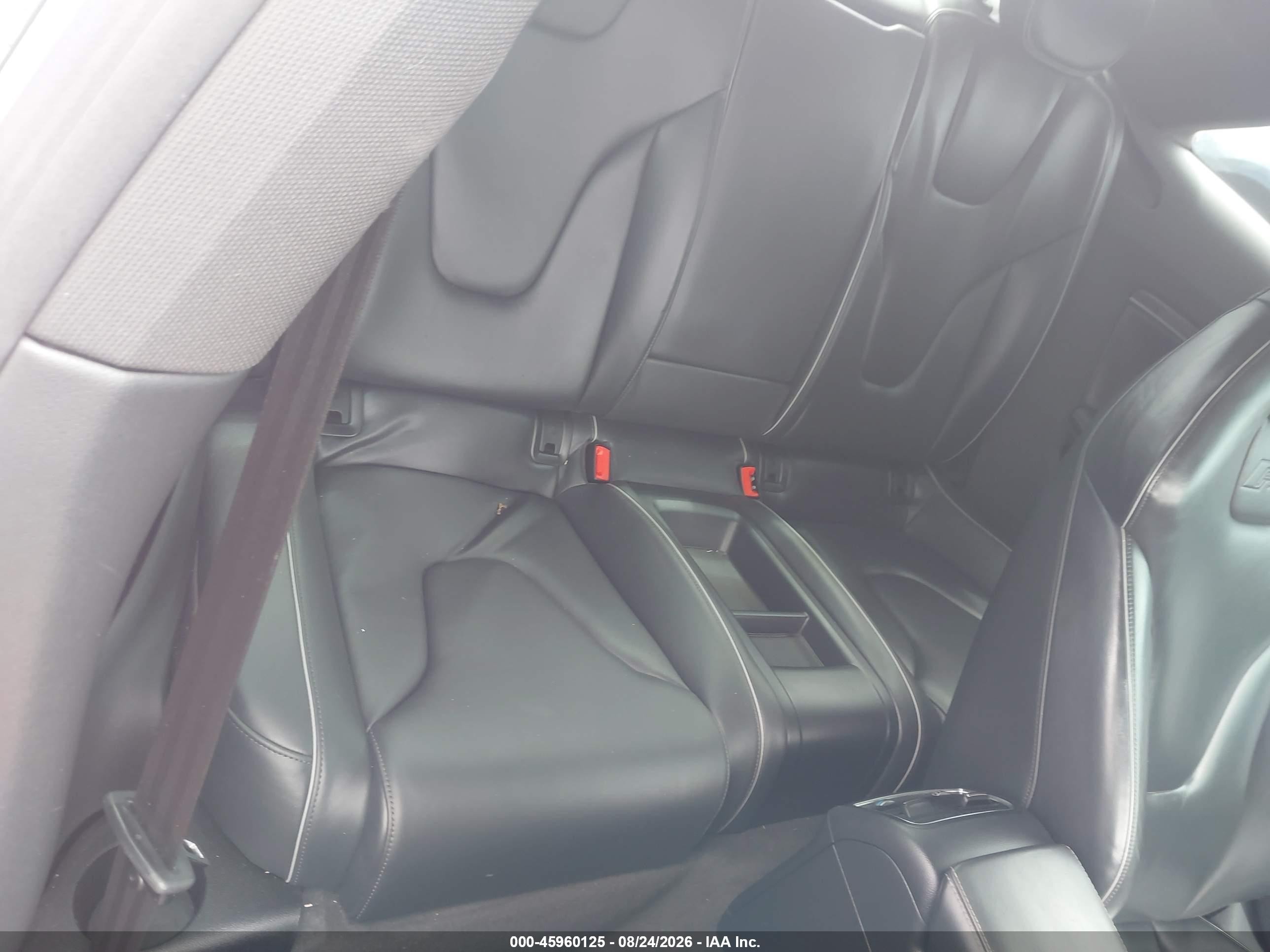 2015 Audi Rs 5 4.2 Red vin: WUAC6AFR5FA901605