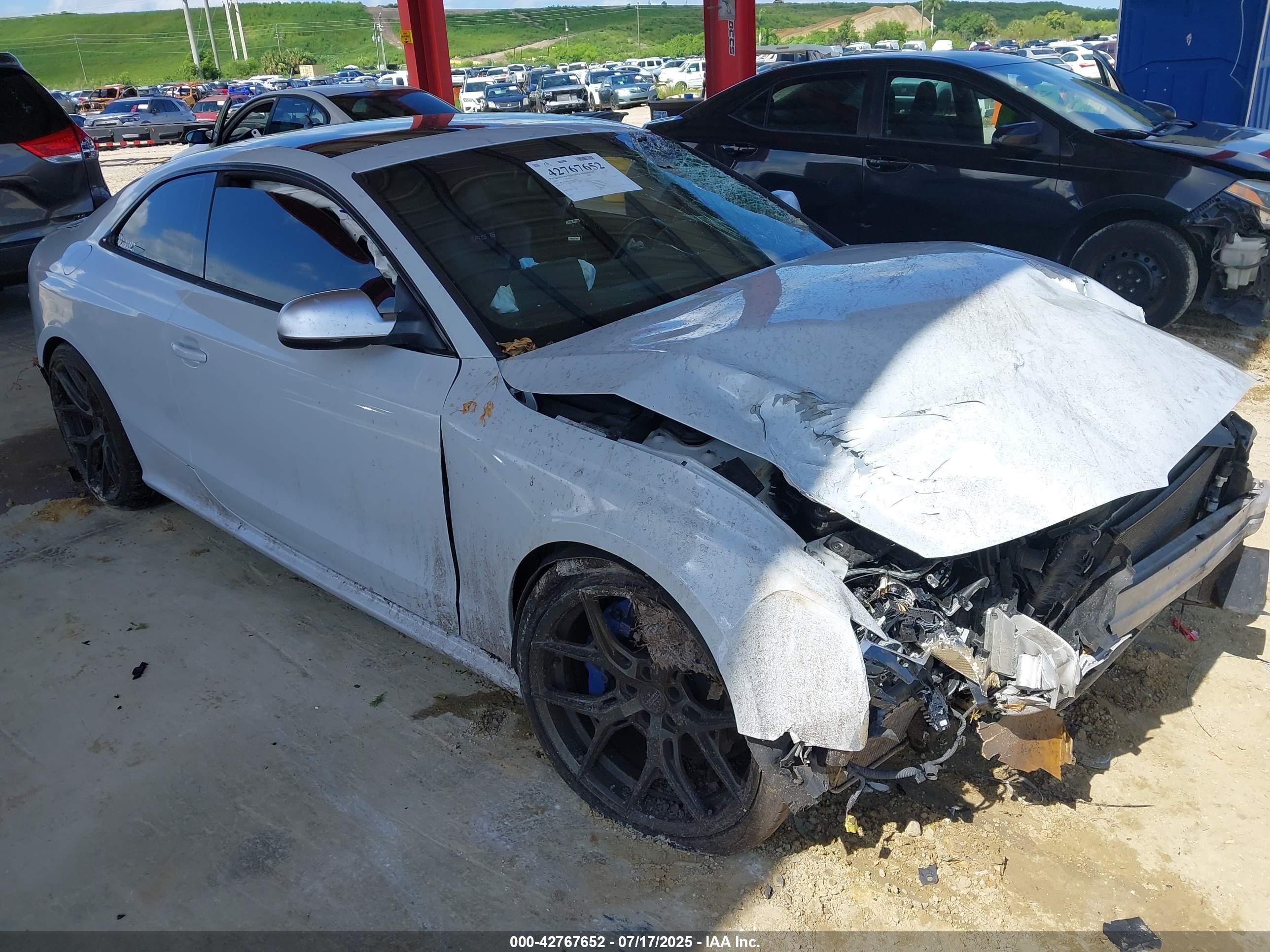 2014 Audi Rs 5 4.2 White vin: WUAC6AFR6EA901420