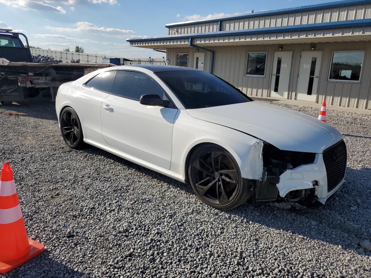 2014 Audi Rs5 White vin: WUAC6AFRXEA901422
