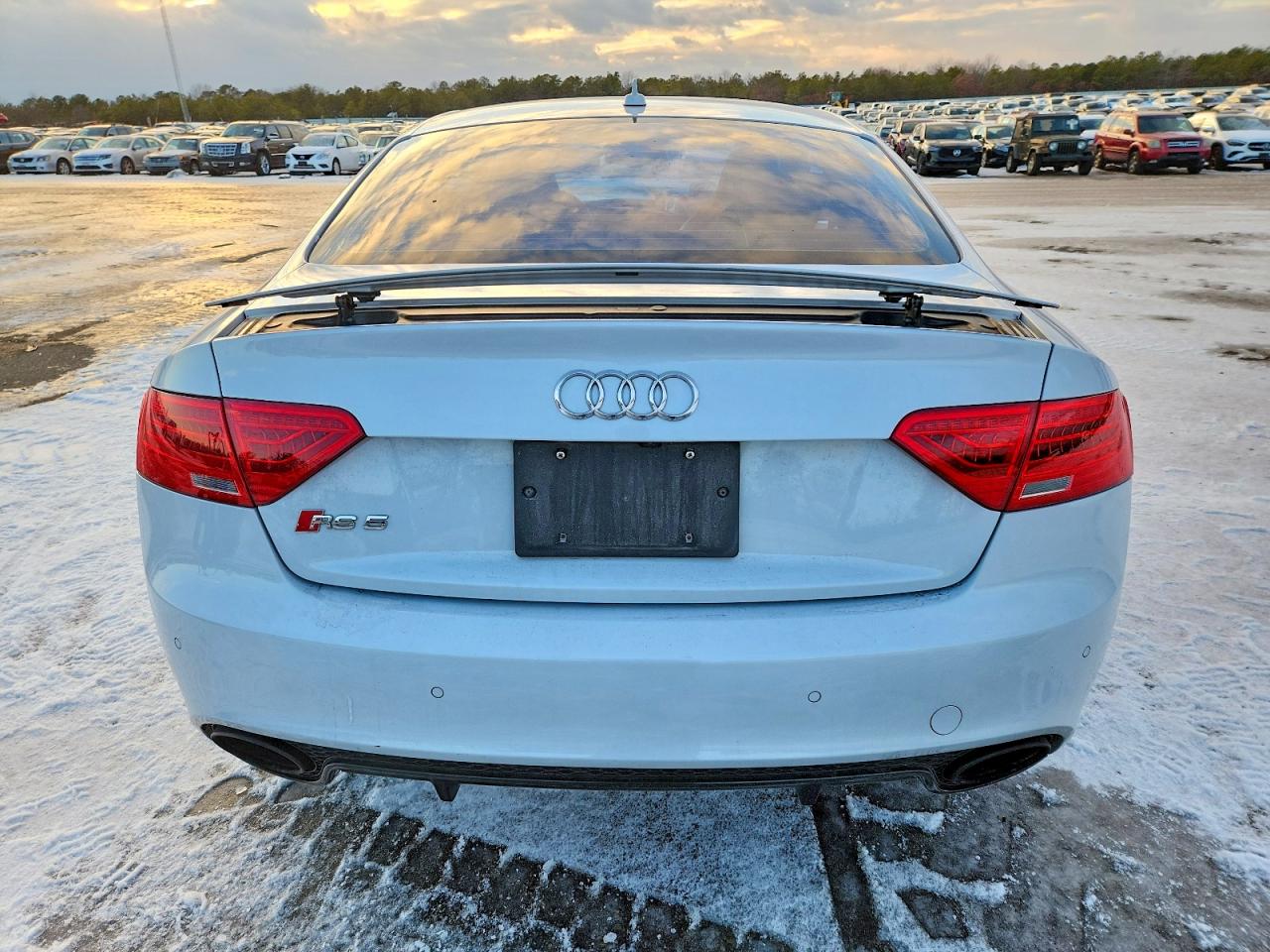 2014 Audi Rs5 White vin: WUAC6BFR3EA900120