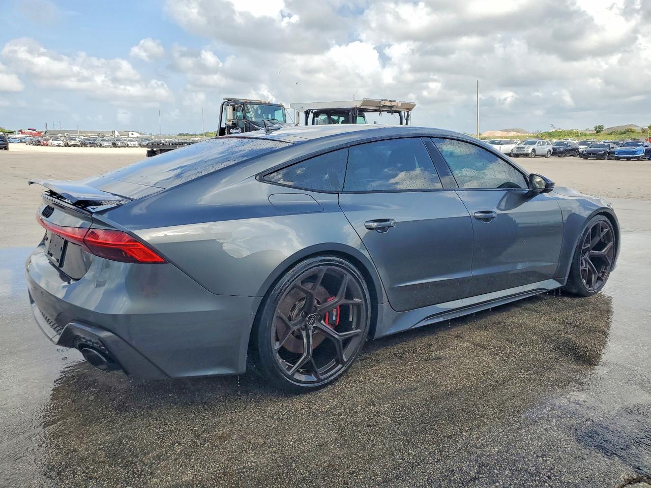 2025 Audi Rs7 Gray vin: WUAPDBF21SN901295