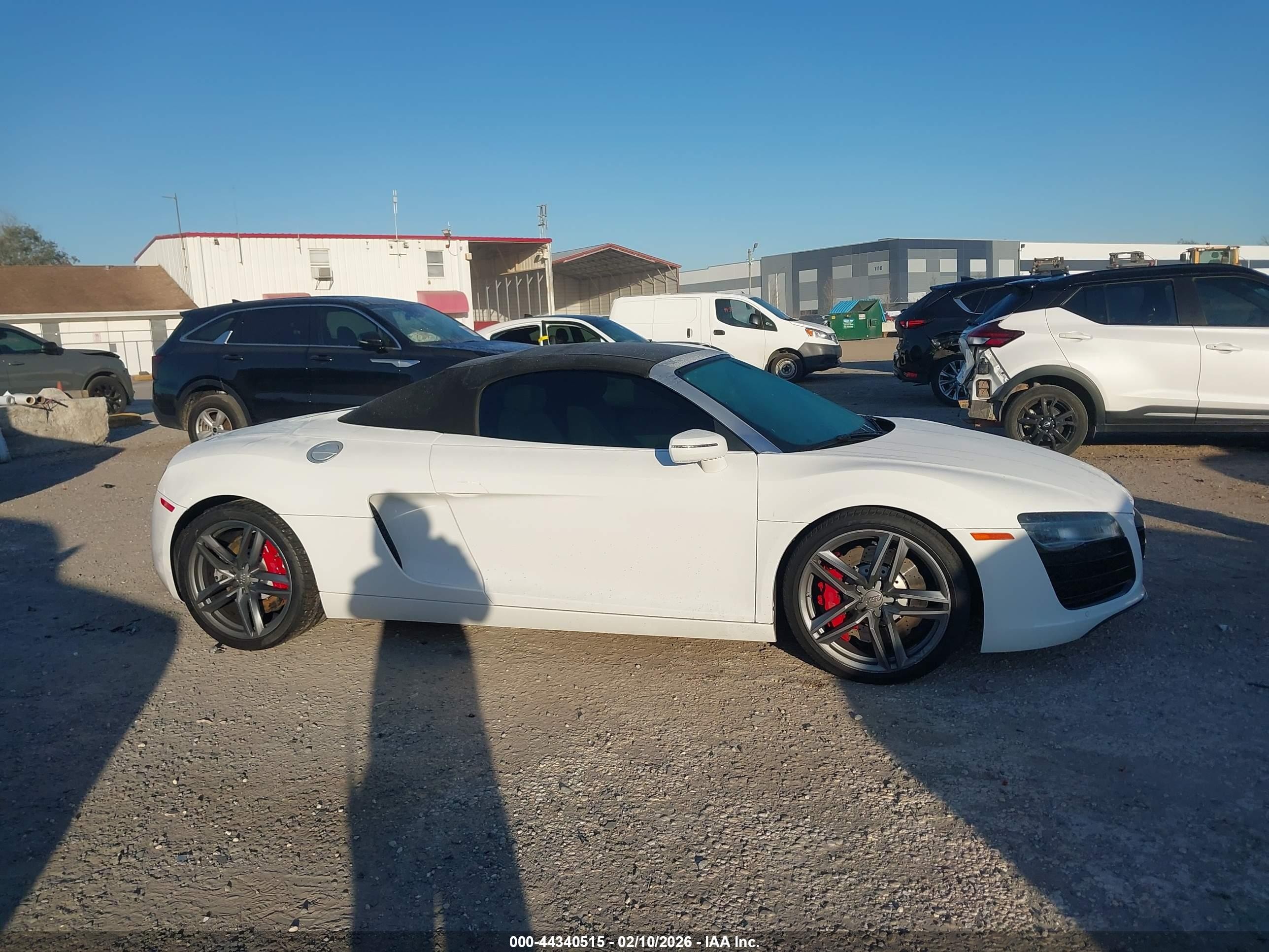 2015 Audi R8 4.2 White vin: WUASUAFG0F7001806