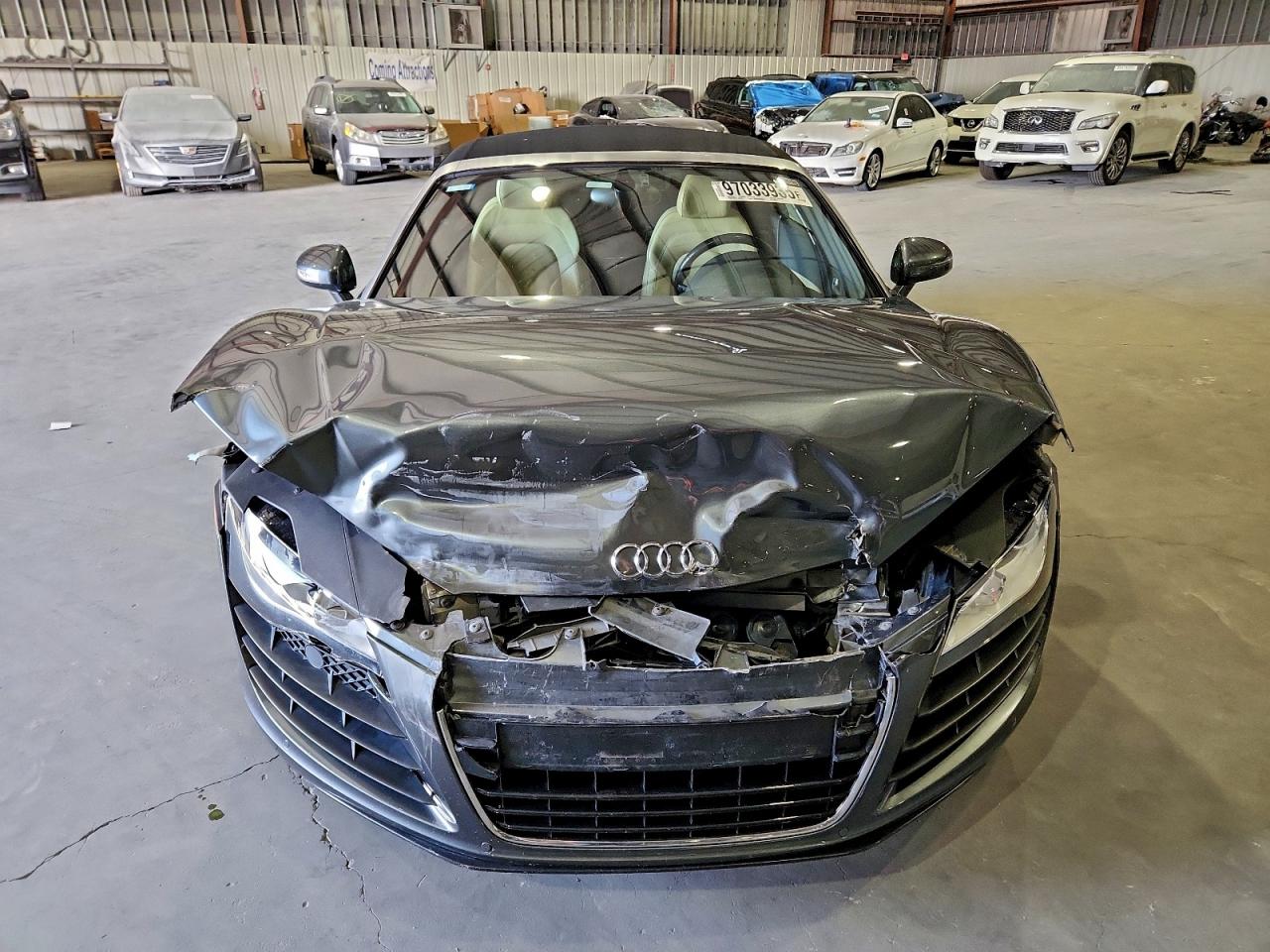 2012 Audi R8 4.2 Quattro Gray vin: WUASUAFG3CN002388