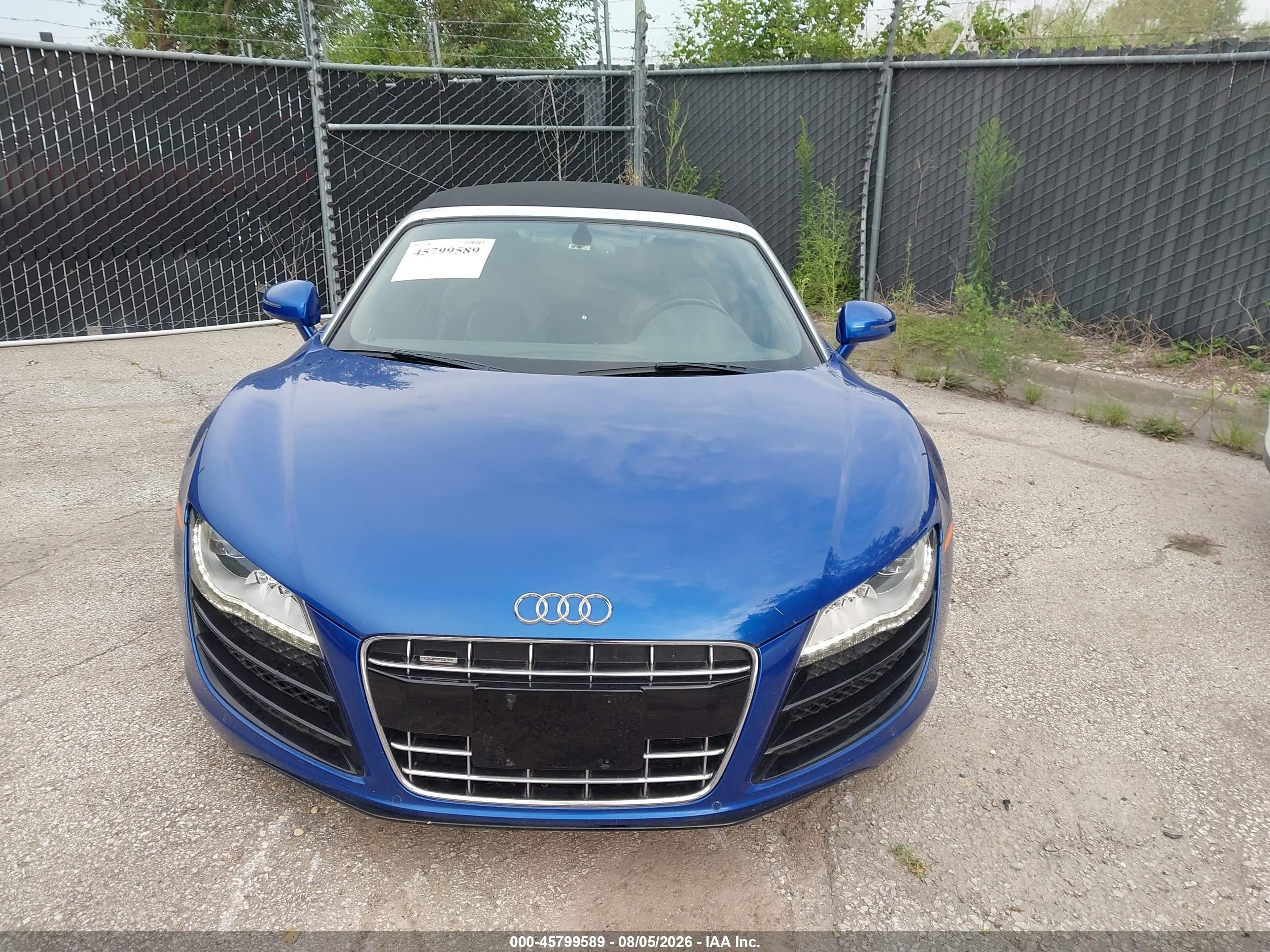 2011 Audi R8 5.2 Blue vin: WUAVNAFG9BN003098