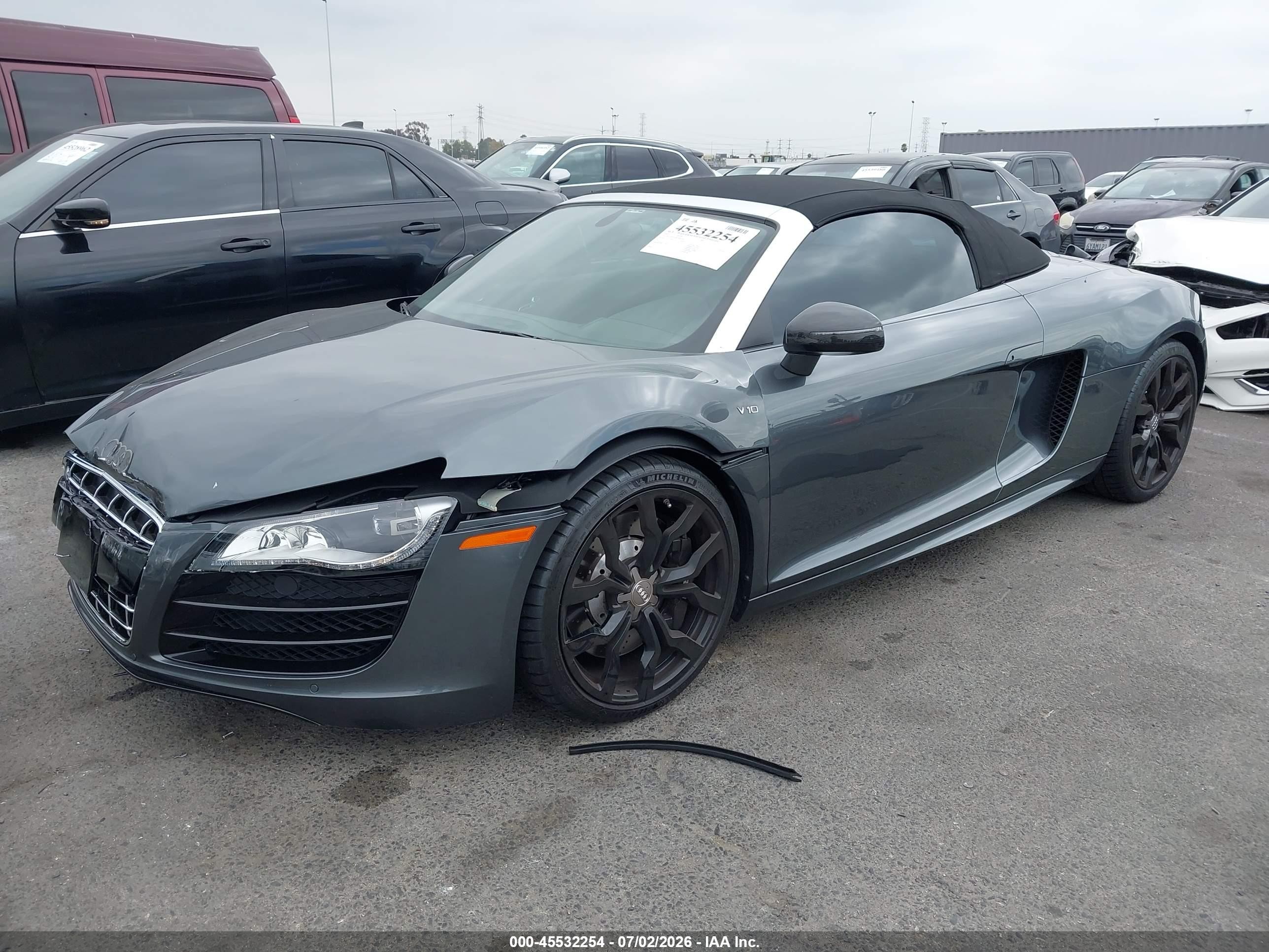 2012 Audi R8 5.2l Gray vin: WUAVNAFG9CN002938