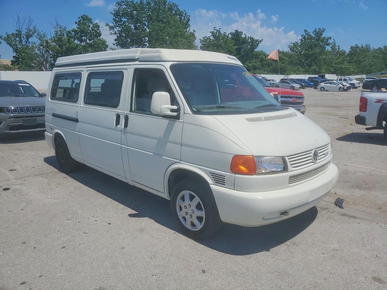 1999 Volkswagen Eurovan Camper White vin: WV2EH2702XH068152