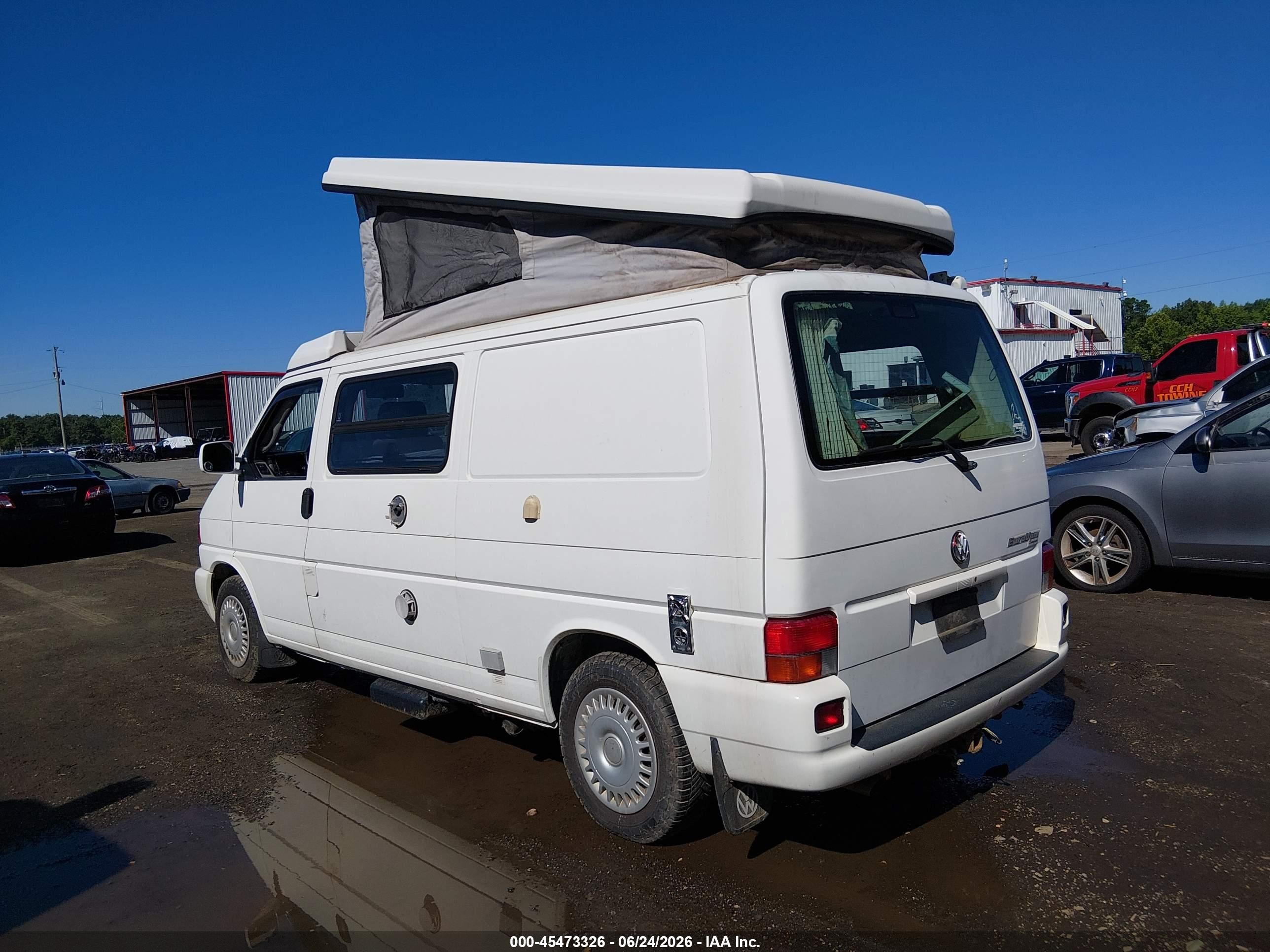 1999 Volkswagen Eurovan Mv White vin: WV2EH2704XH118596