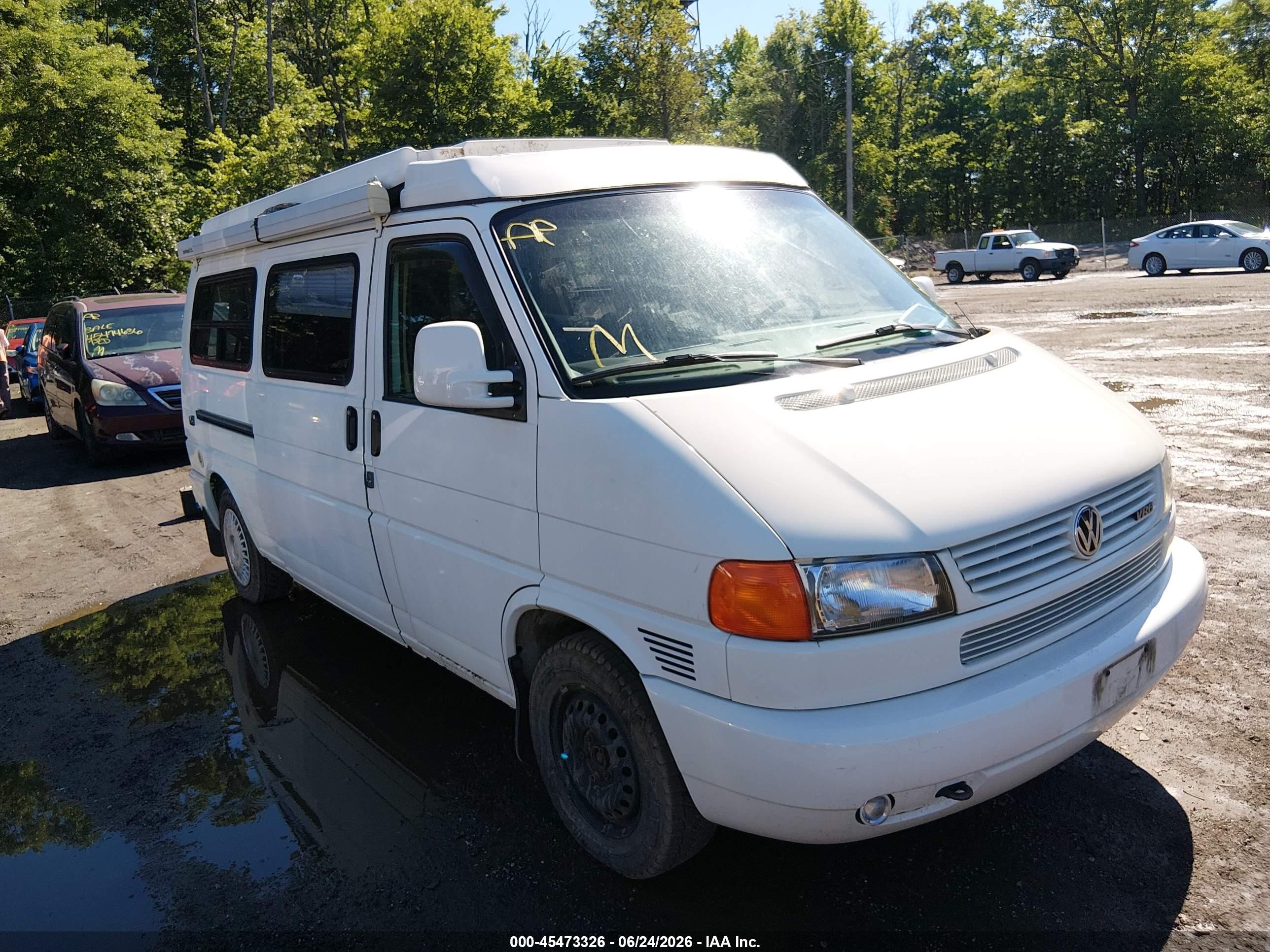 1999 Volkswagen Eurovan Mv White vin: WV2EH2704XH118596