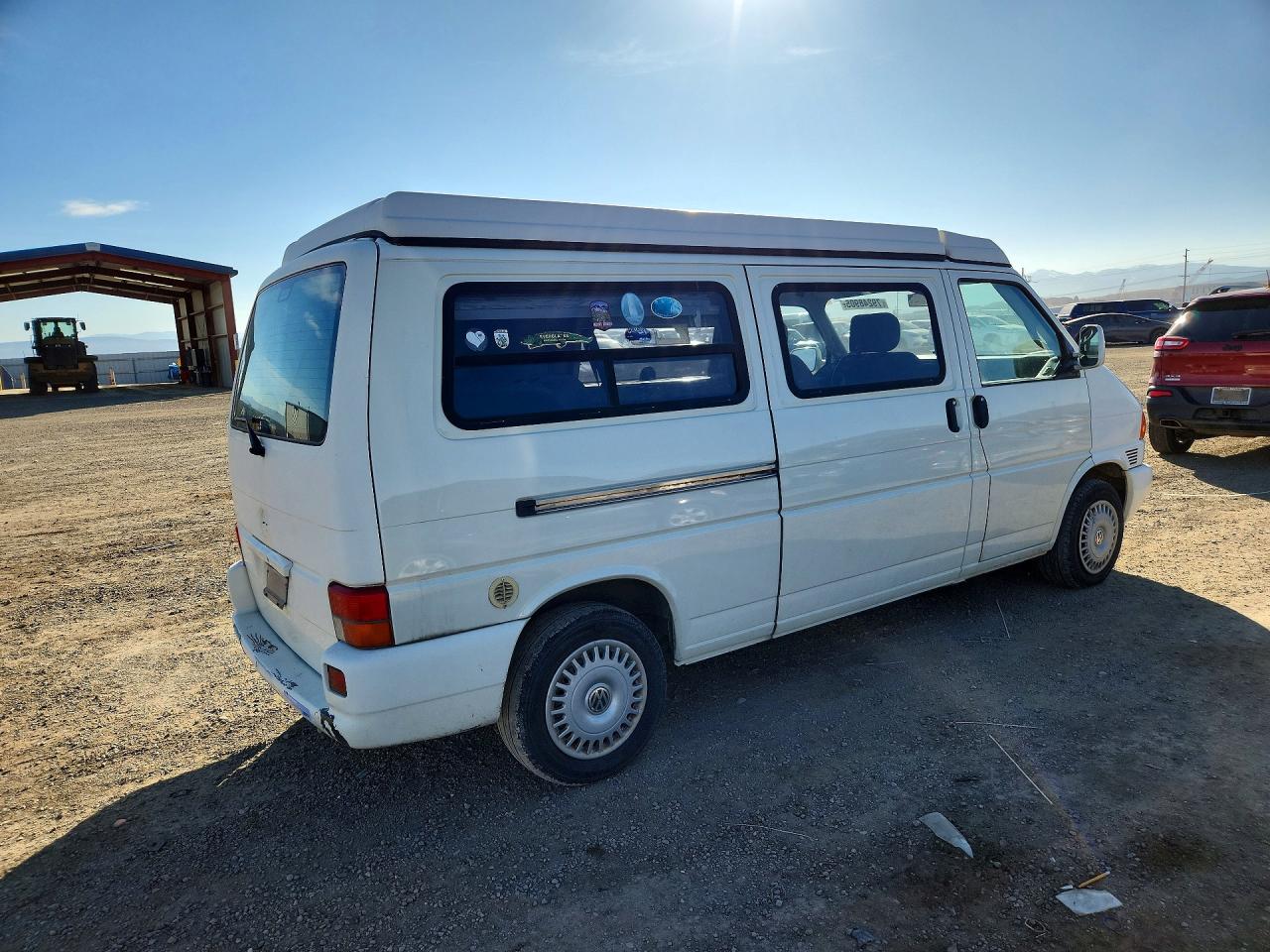 1999 Volkswagen Eurovan Camper Белый vin: WV2EH8702XH000646