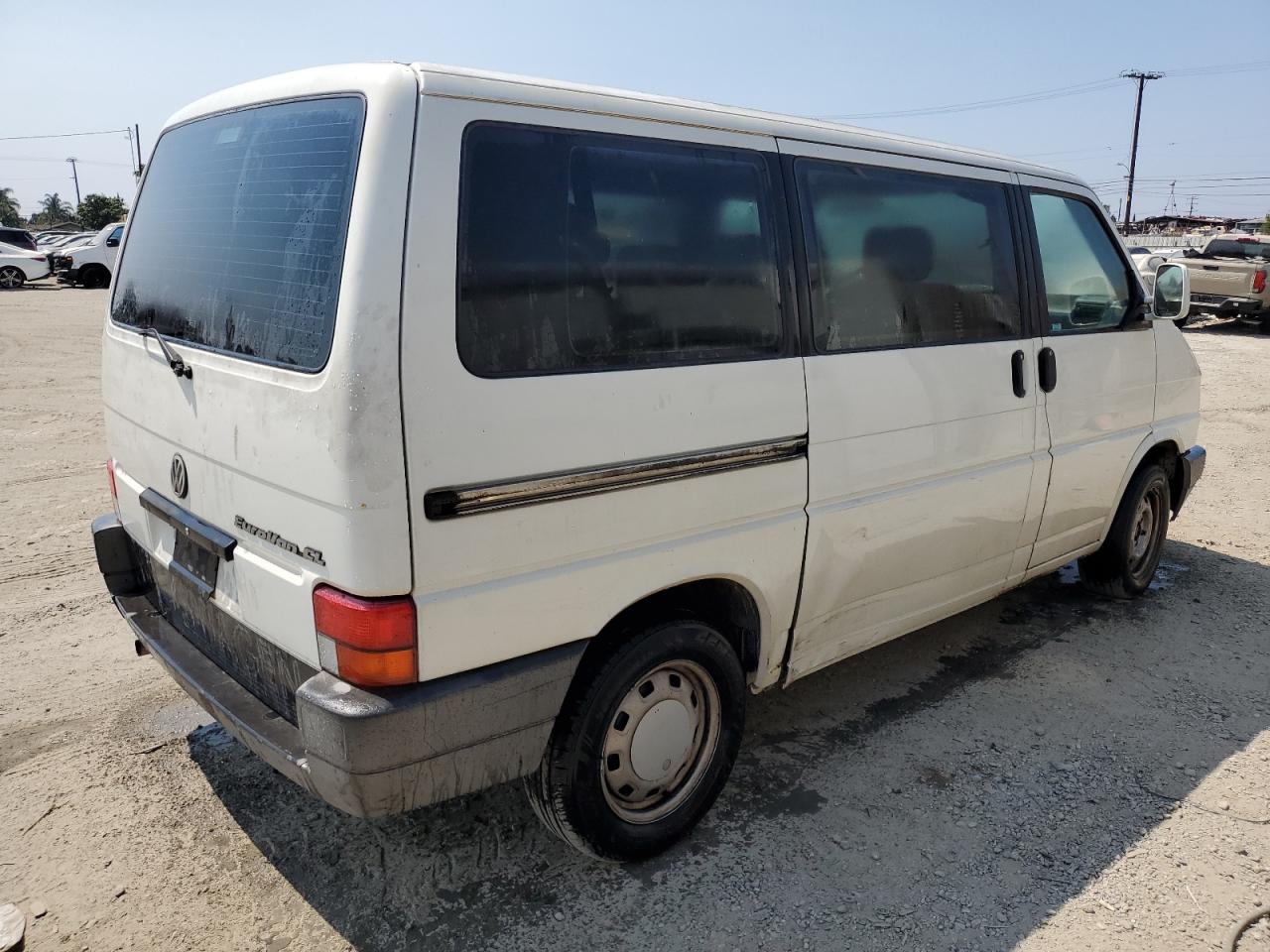 1993 Volkswagen Eurovan Cl   Белый vin: WV2HD0706PH003480