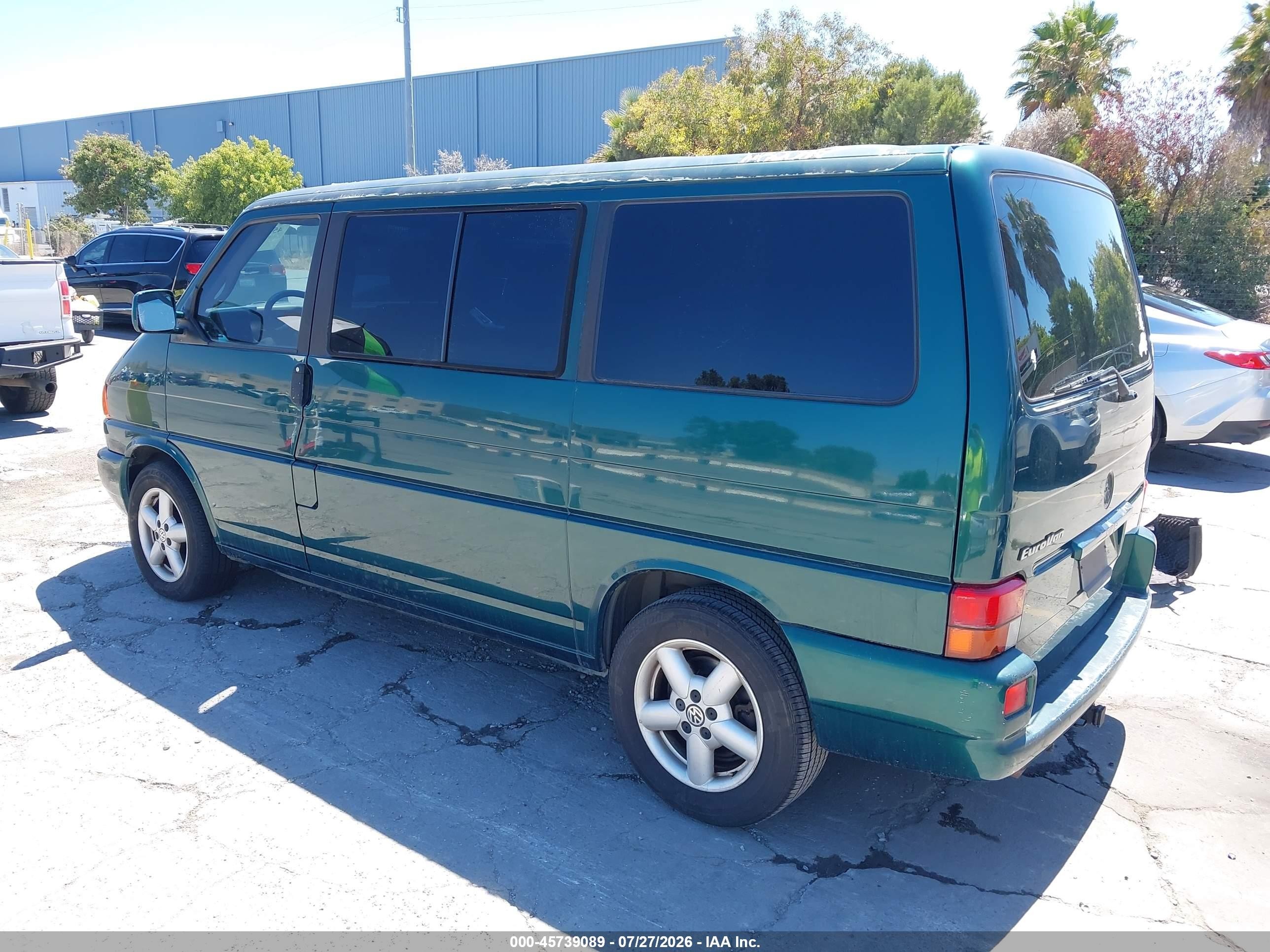 2002 Volkswagen Eurovan Gls Green vin: WV2KB47002H061841