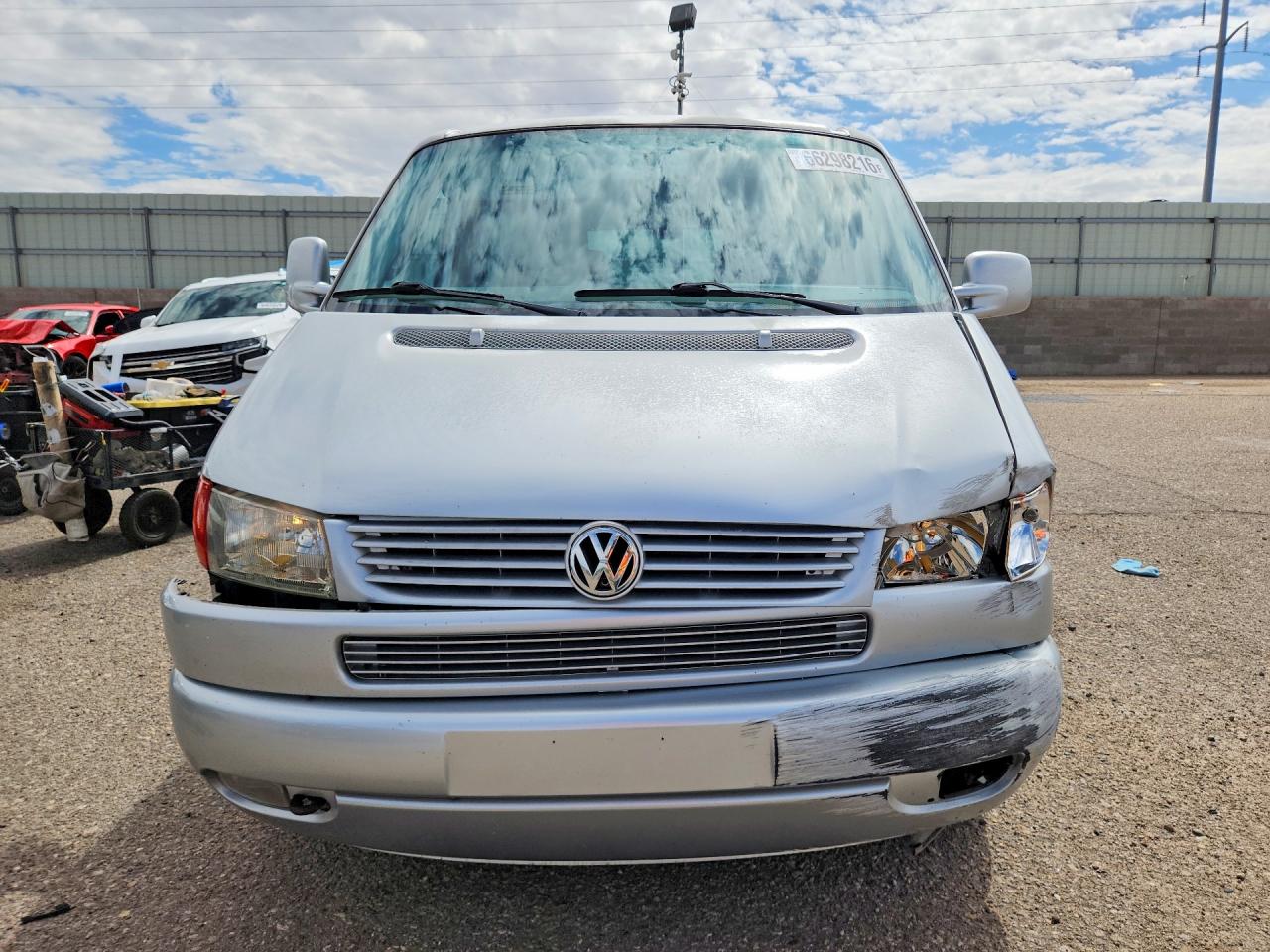 2002 Volkswagen Eurovan Gls Серебряный vin: WV2KB47012H060018