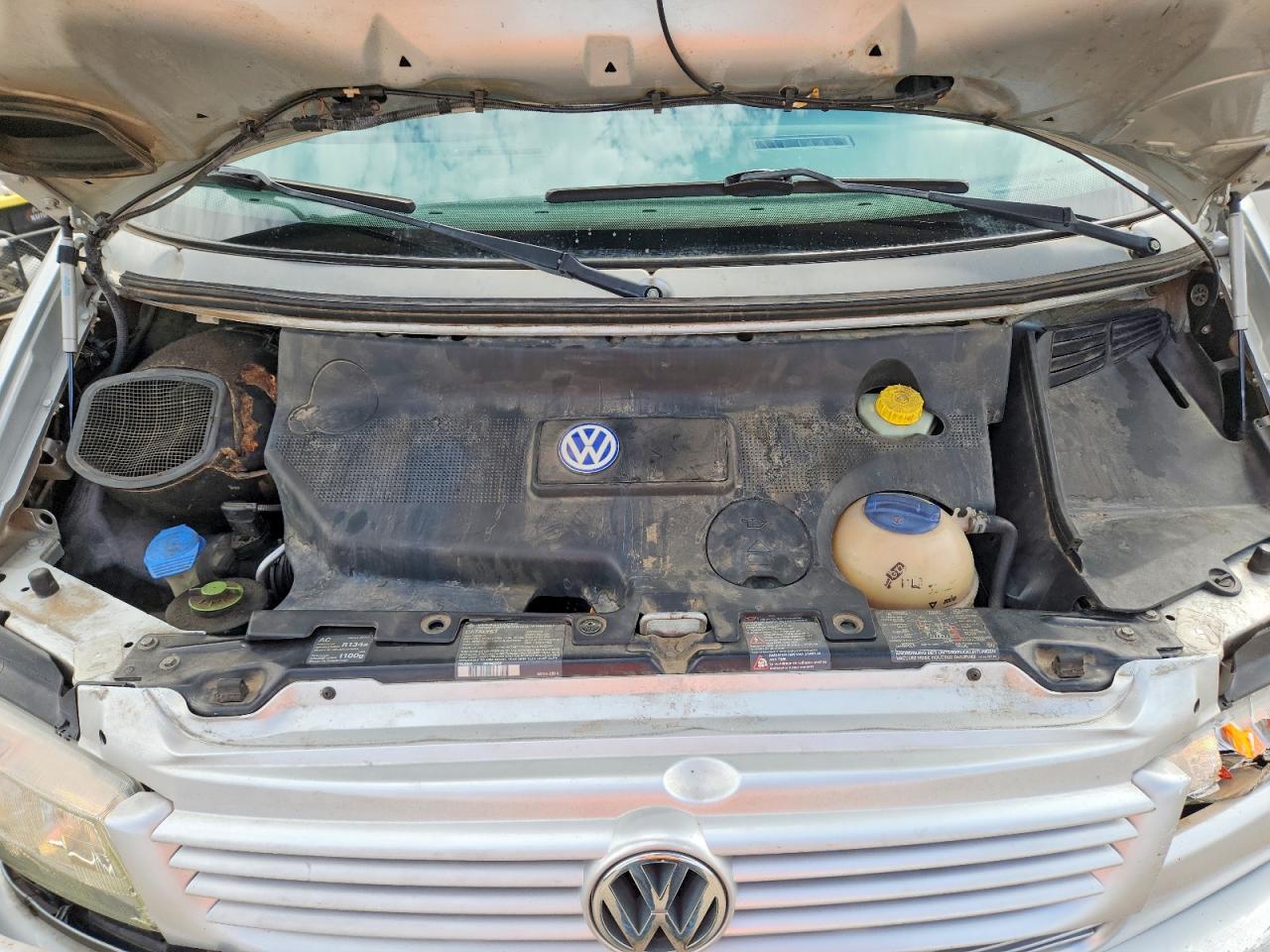 2002 Volkswagen Eurovan Gls Серебряный vin: WV2KB47012H060018