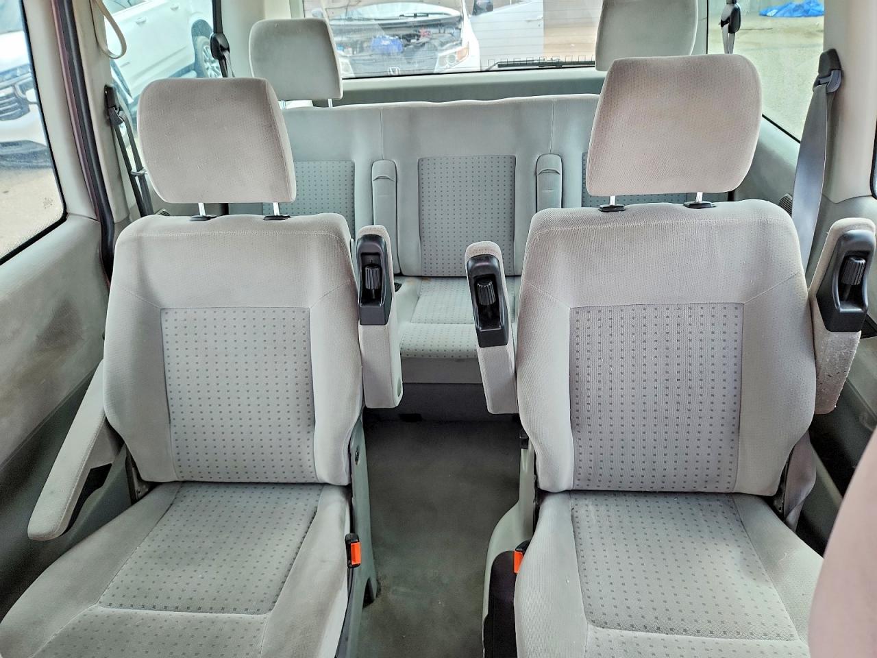 2002 Volkswagen Eurovan Gls Серебряный vin: WV2KB47012H060018