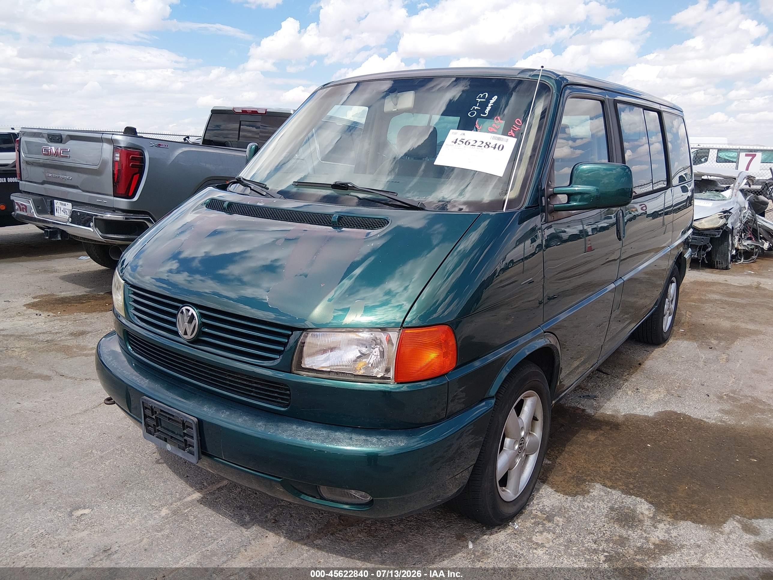 2001 Volkswagen Eurovan Gls Зеленый vin: WV2KB47021H147649