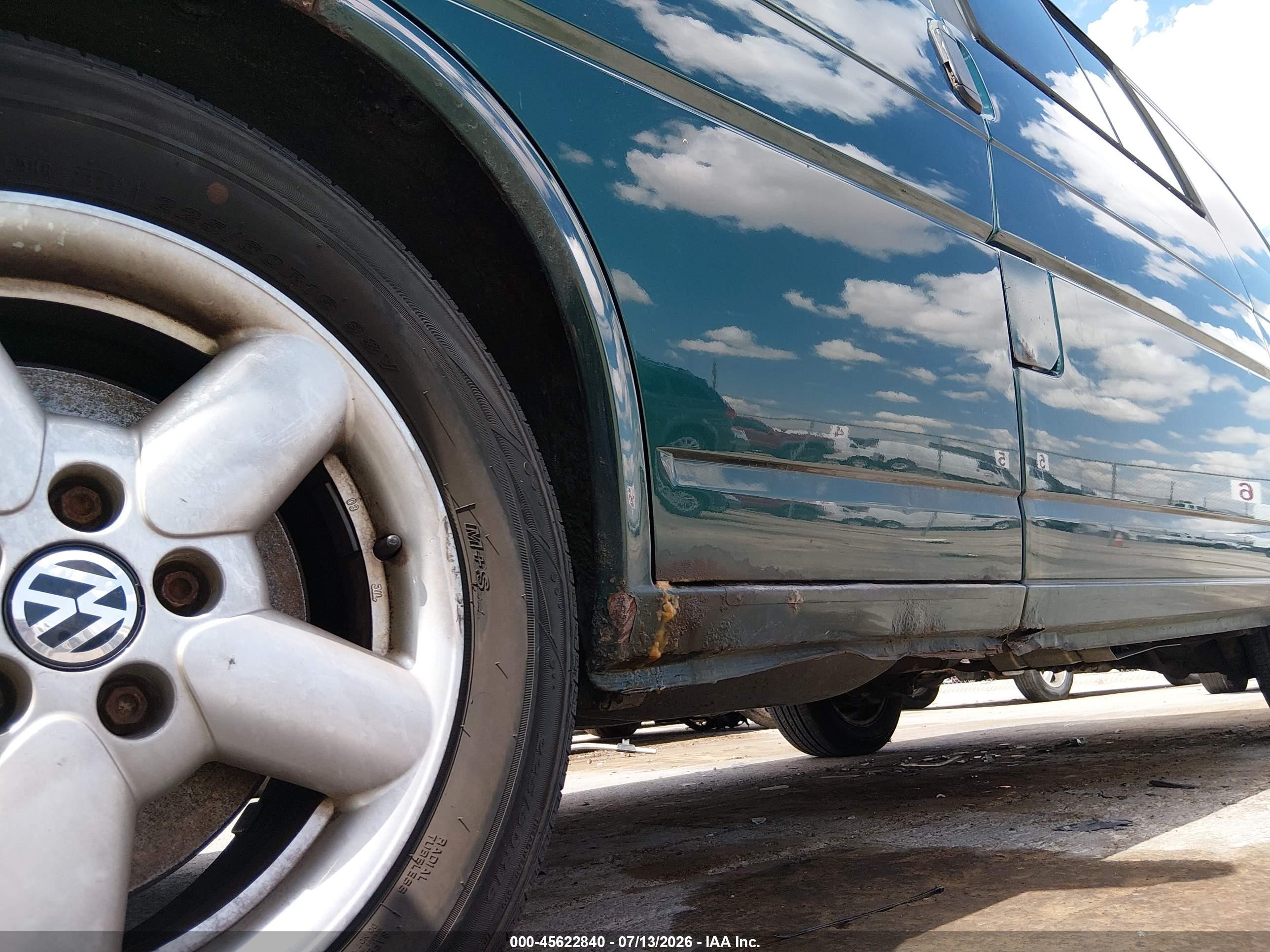 2001 Volkswagen Eurovan Gls Зеленый vin: WV2KB47021H147649