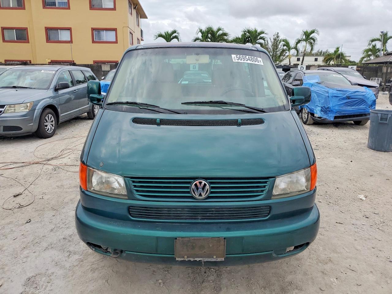 2003 Volkswagen Eurovan Gls Green vin: WV2KB47053H043899