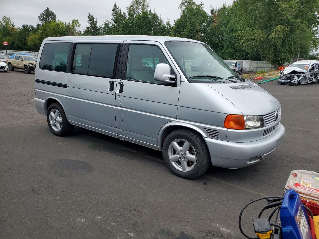 2003 Volkswagen Eurovan Gls Серебряный vin: WV2KB470X3H038634