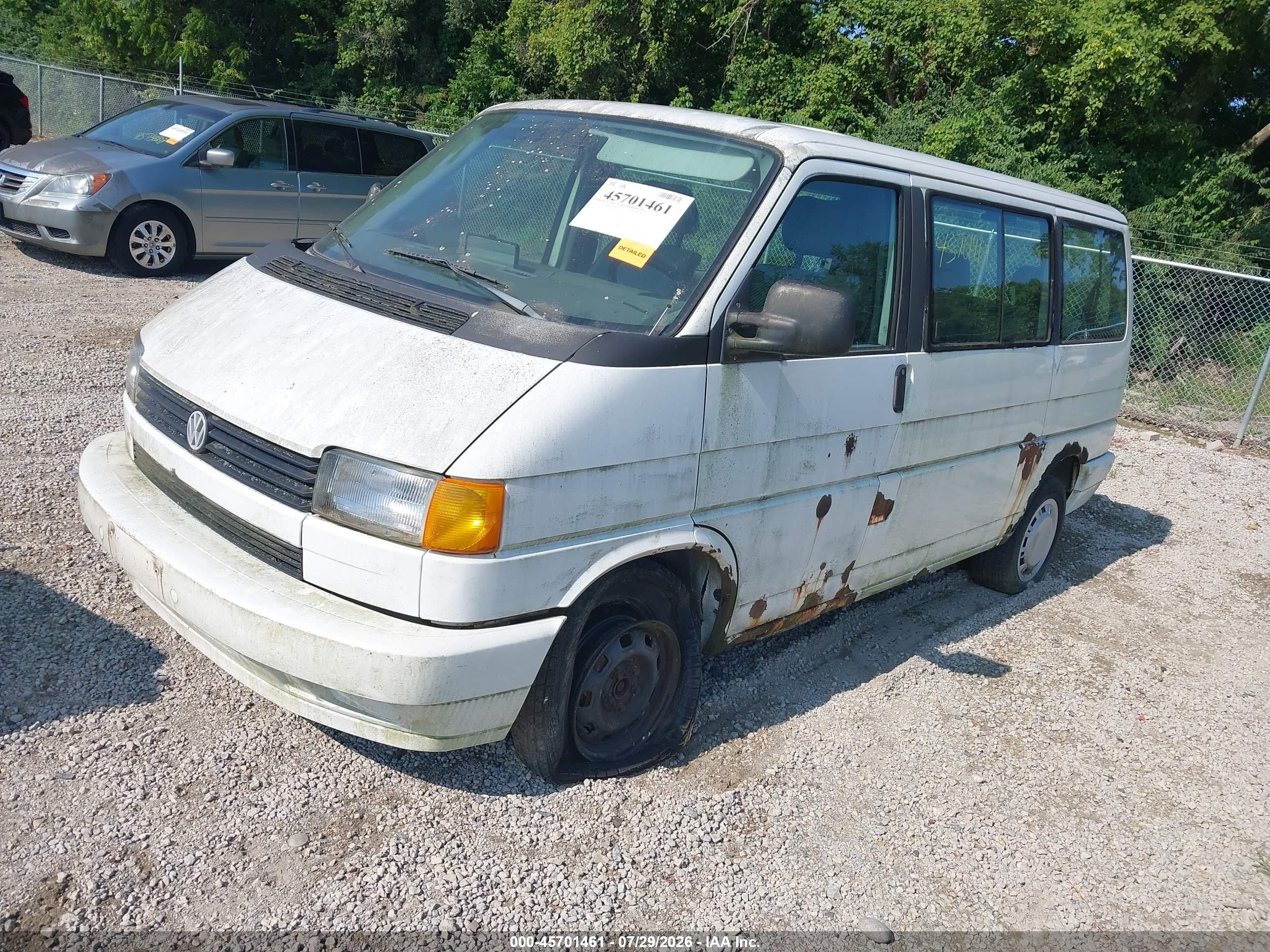 1993 Volkswagen Eurovan Gl White vin: WV2KC0704PH058566