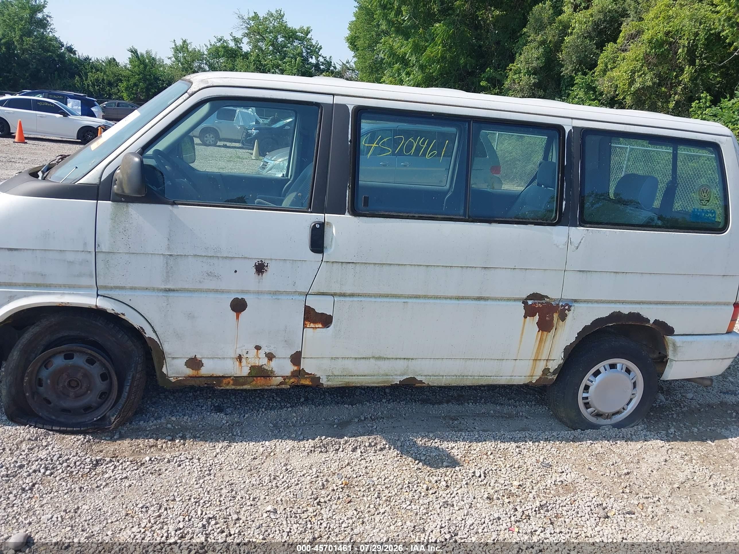 1993 Volkswagen Eurovan Gl White vin: WV2KC0704PH058566
