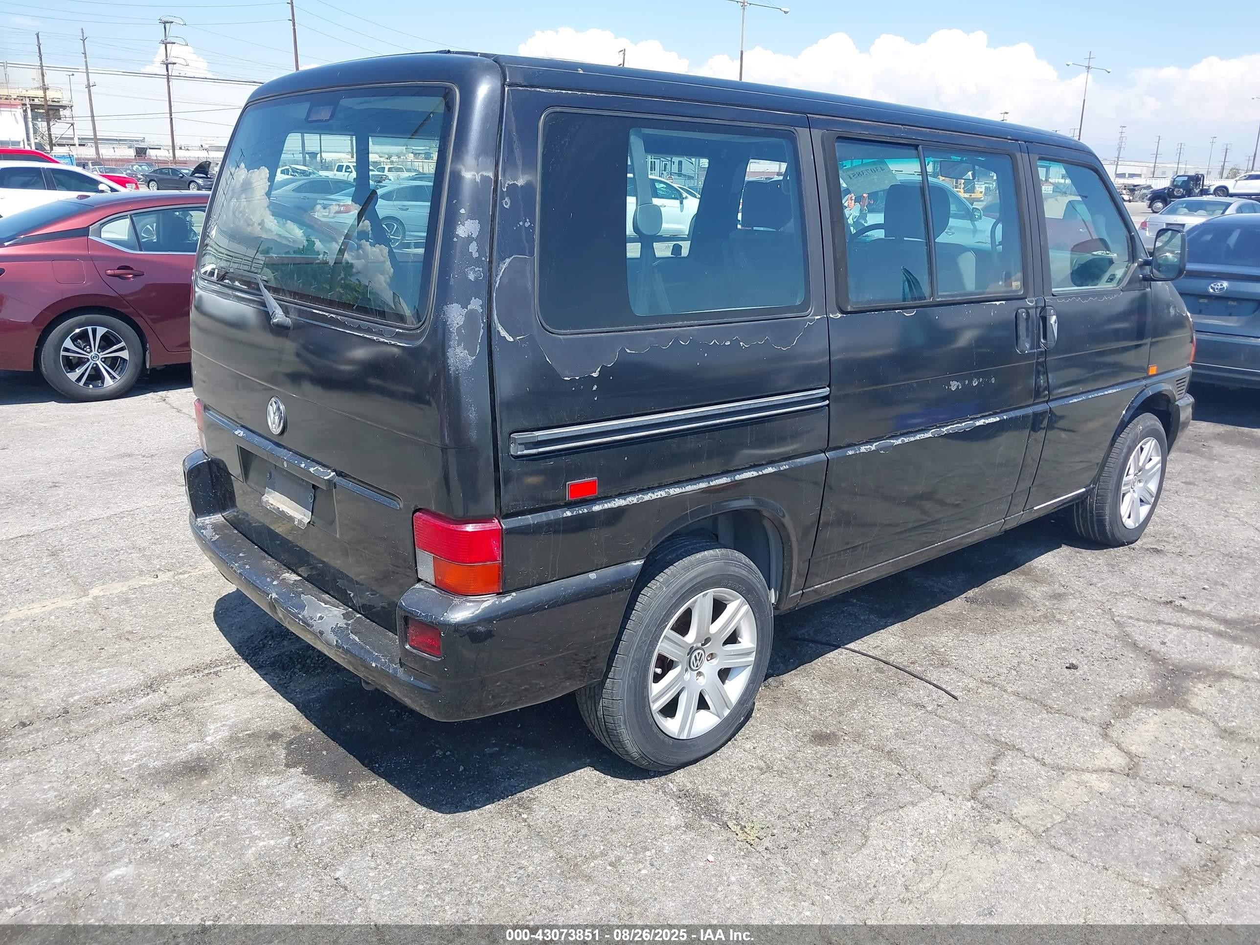 1999 Volkswagen Eurovan Gls Черный vin: WV2KH2707XH001209