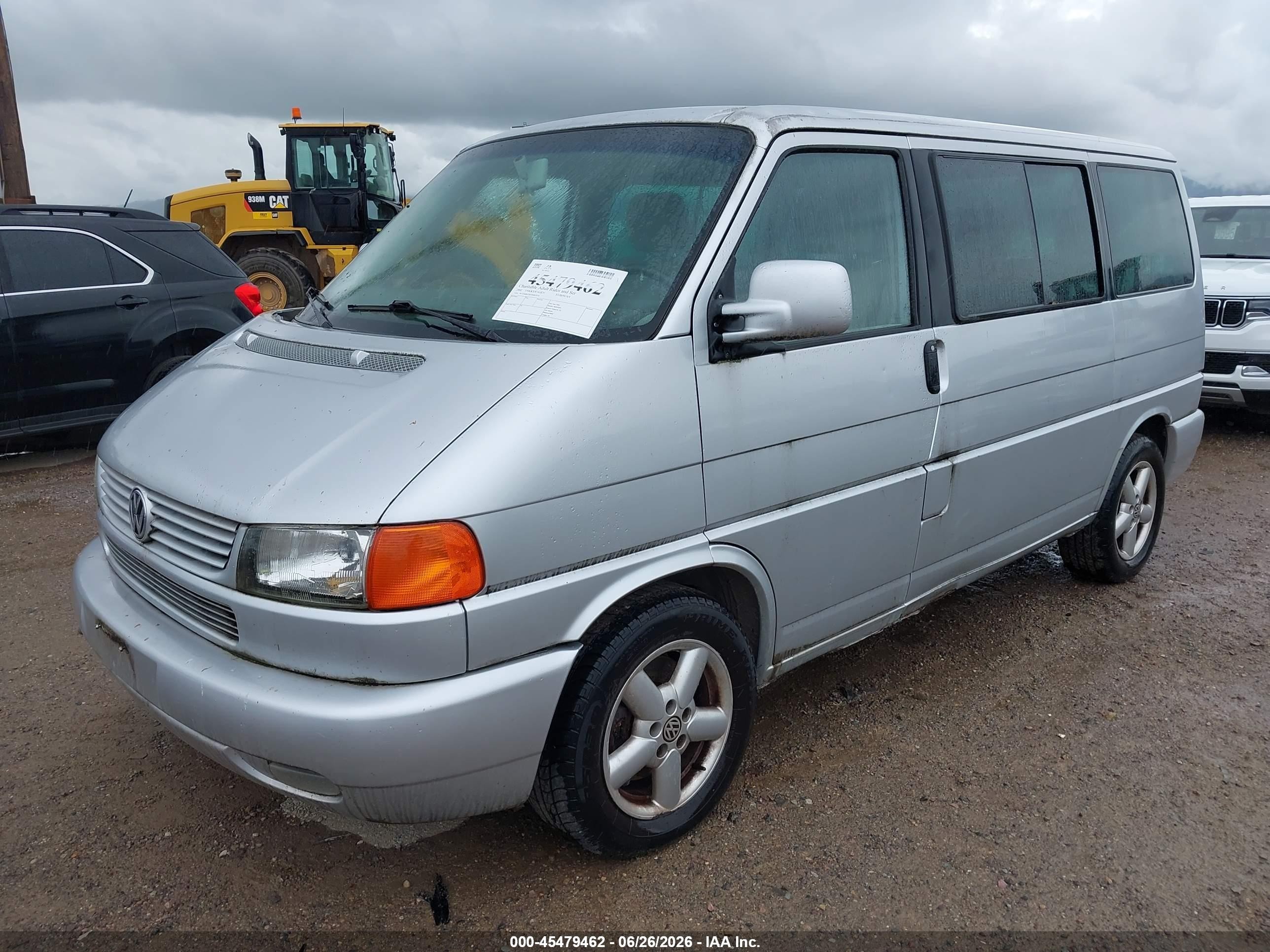 2002 Volkswagen Eurovan Mv Silver vin: WV2MB47012H007554